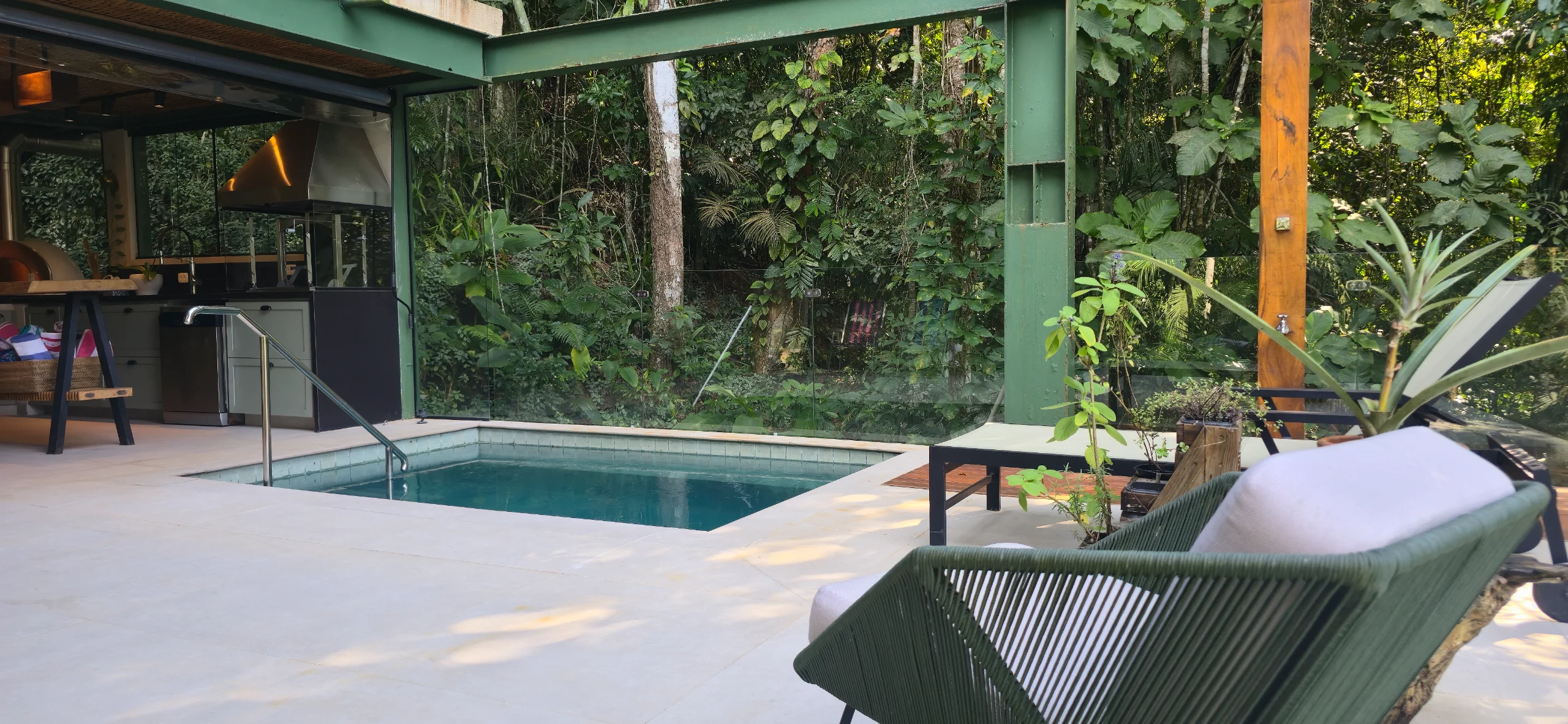 Aluguel Temporada no Condominio Iporanga Guarujá