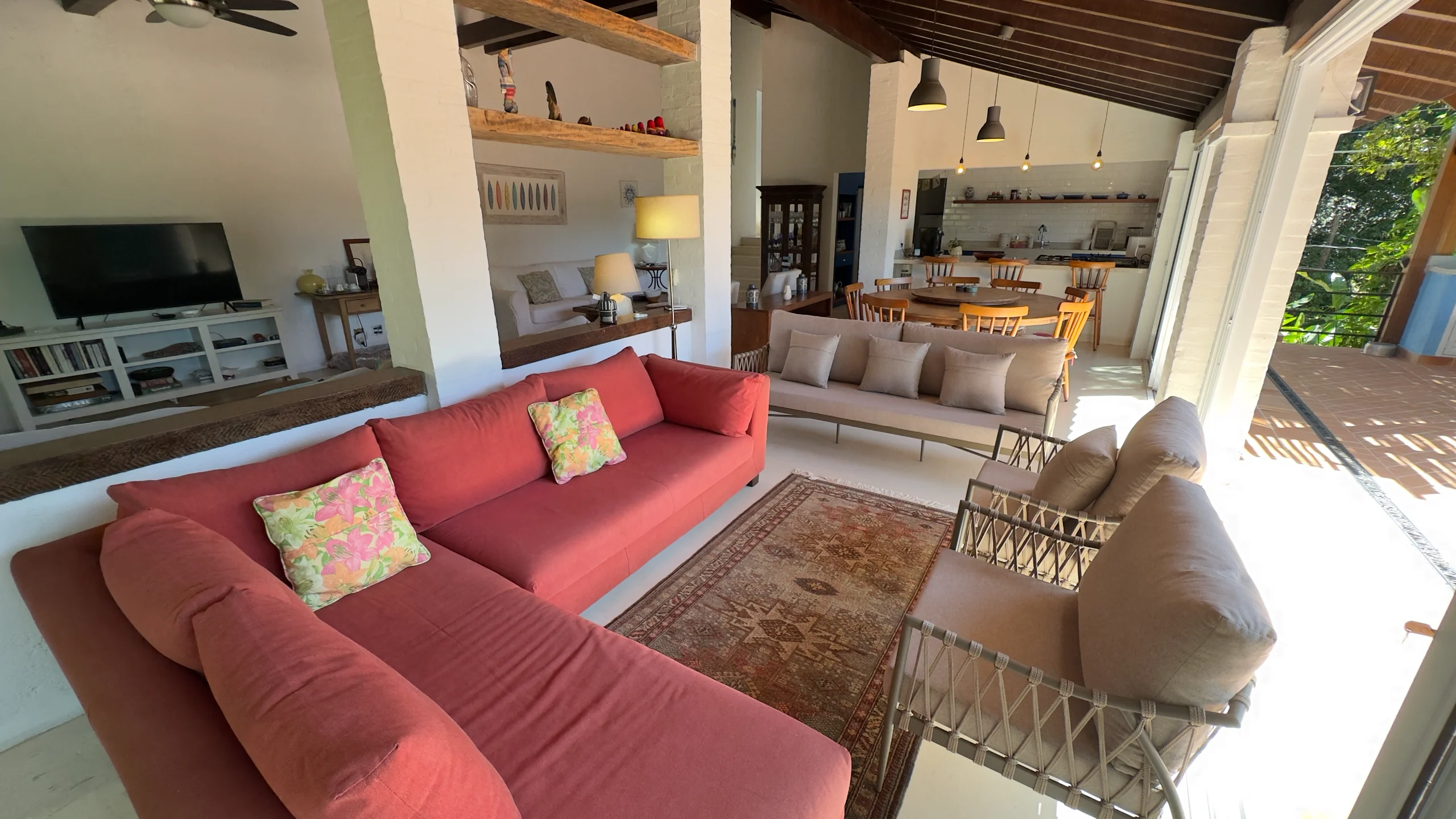 Casa em meio a Mata do Condominio São Pedro no Guaruja