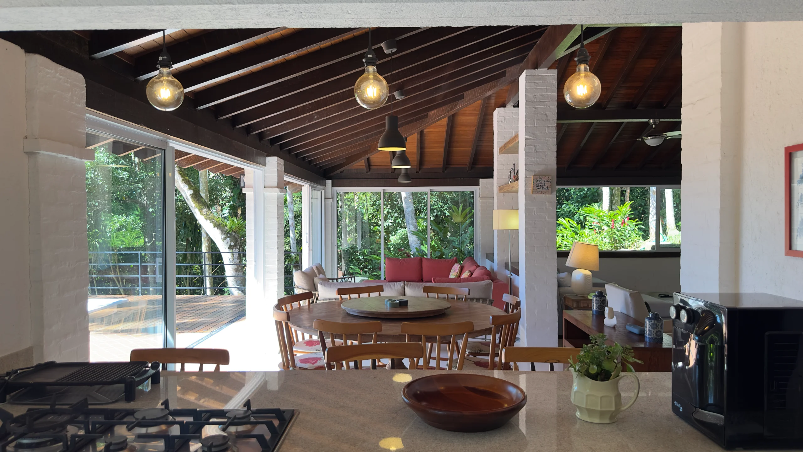 Casa em meio a Mata do Condominio São Pedro no Guaruja