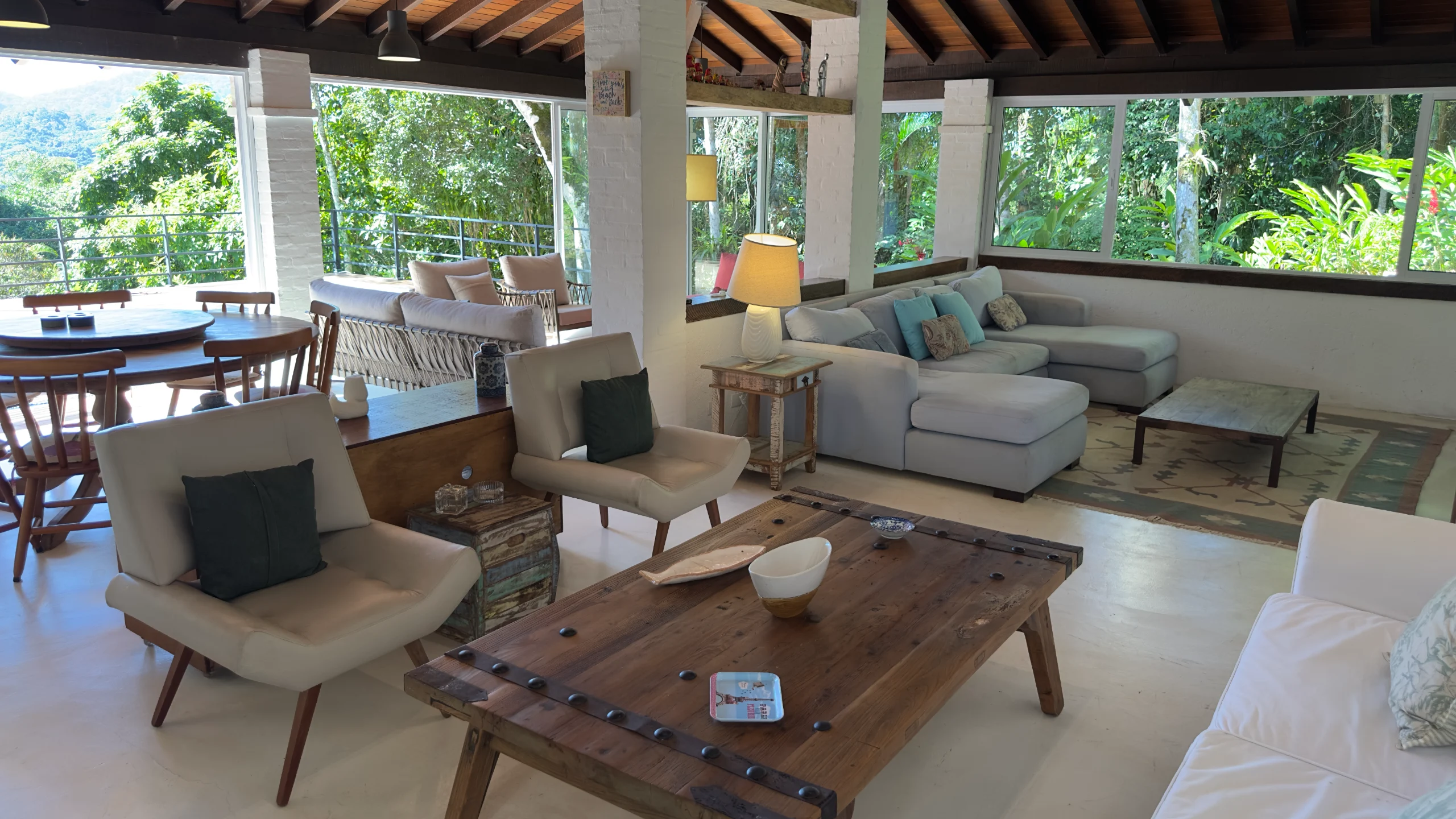 Casa em meio a Mata do Condominio São Pedro no Guaruja