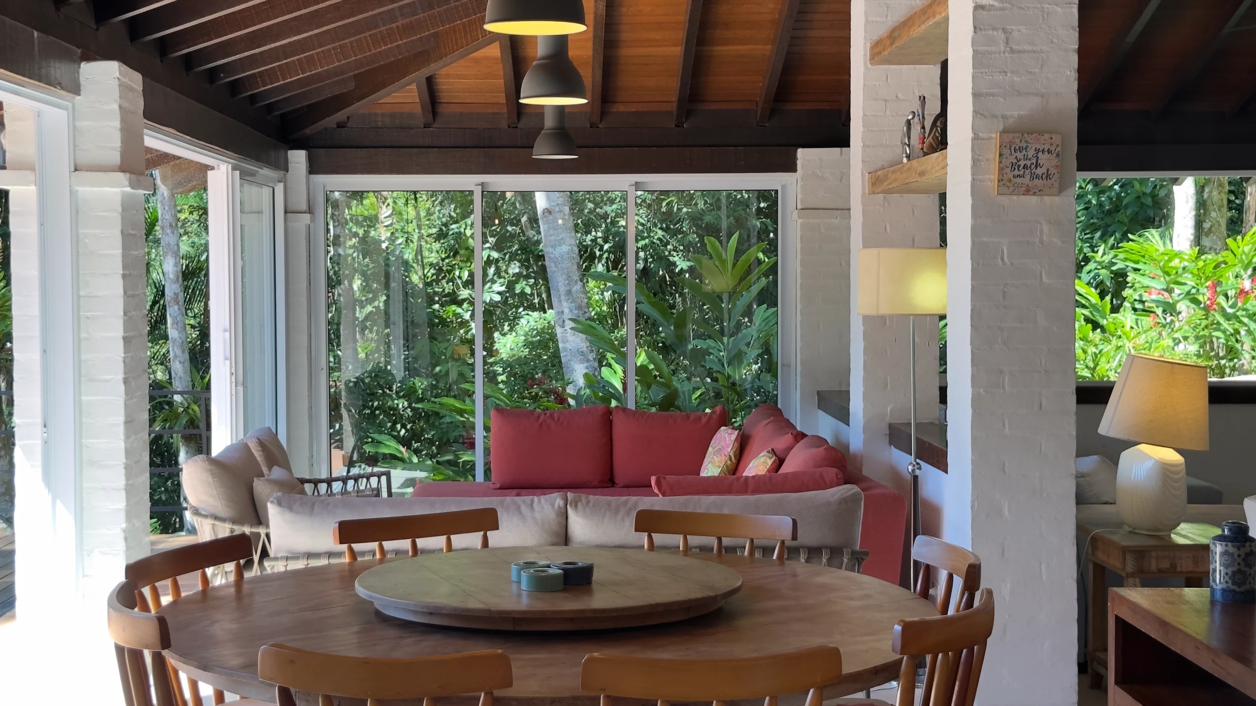 Casa em meio a Mata do Condominio São Pedro no Guaruja