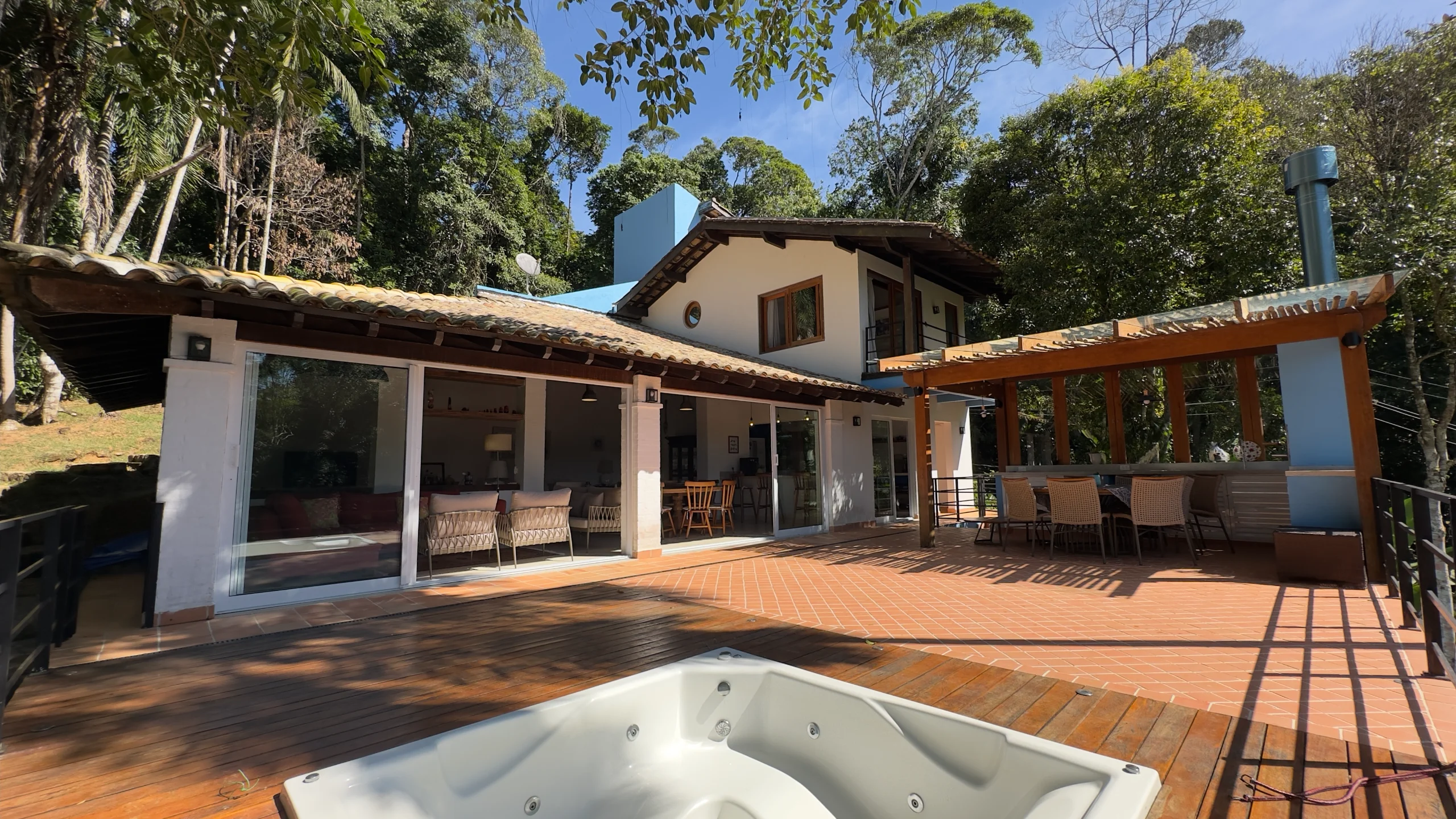Casa no Condomínio São Pedro Guarujá — Villa 132