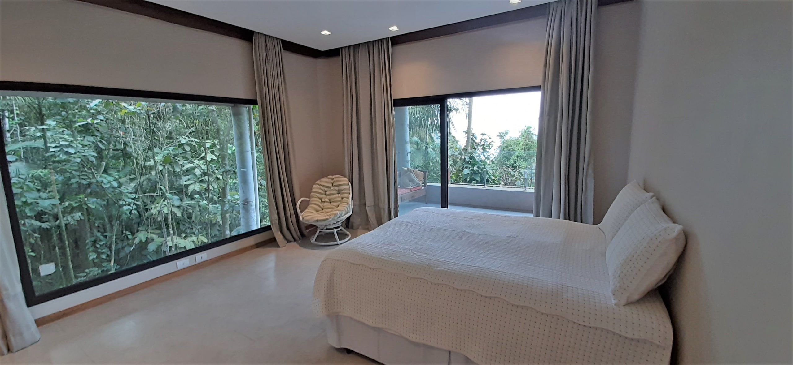 Casa Vista Mar no Condominio Tijucopava Guaruja