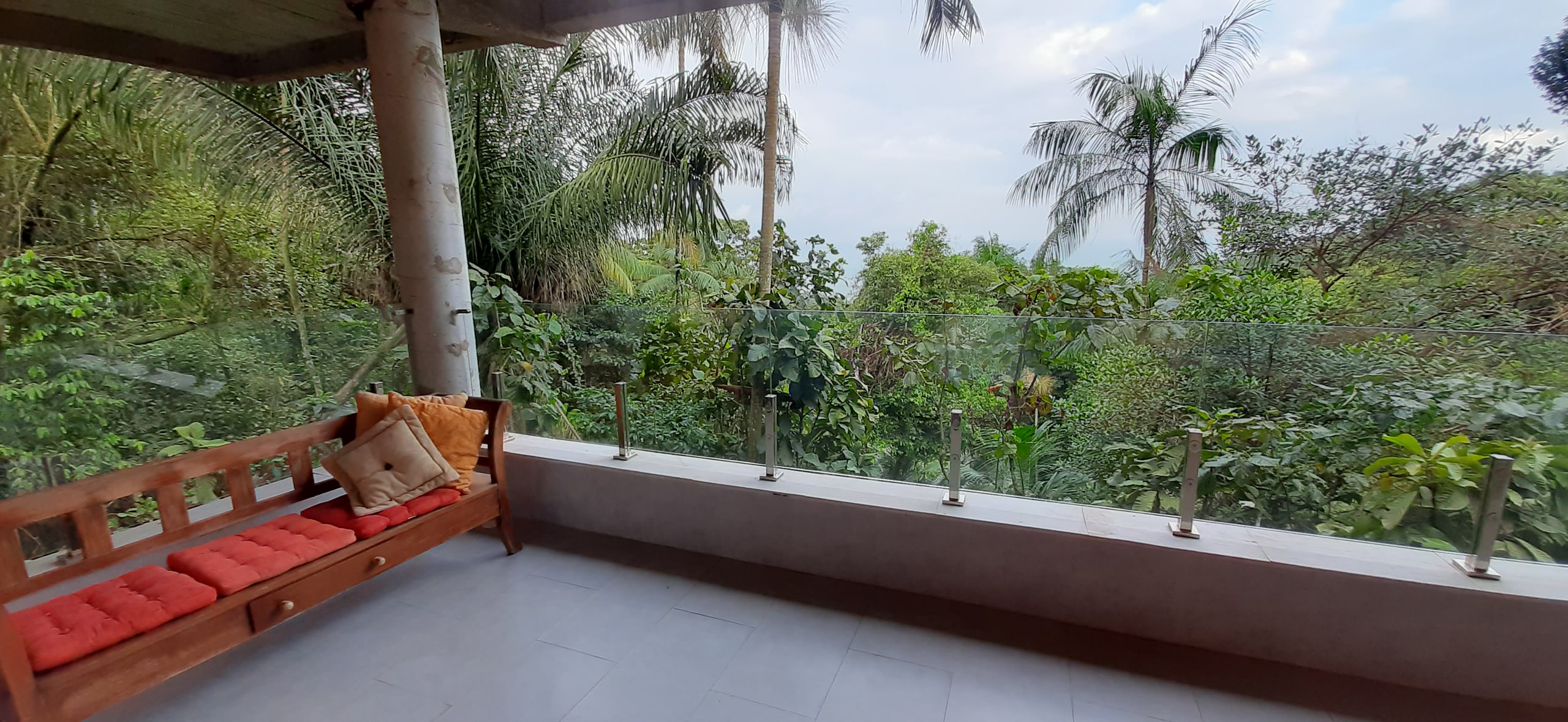 Casa Vista Mar no Condominio Tijucopava Guaruja