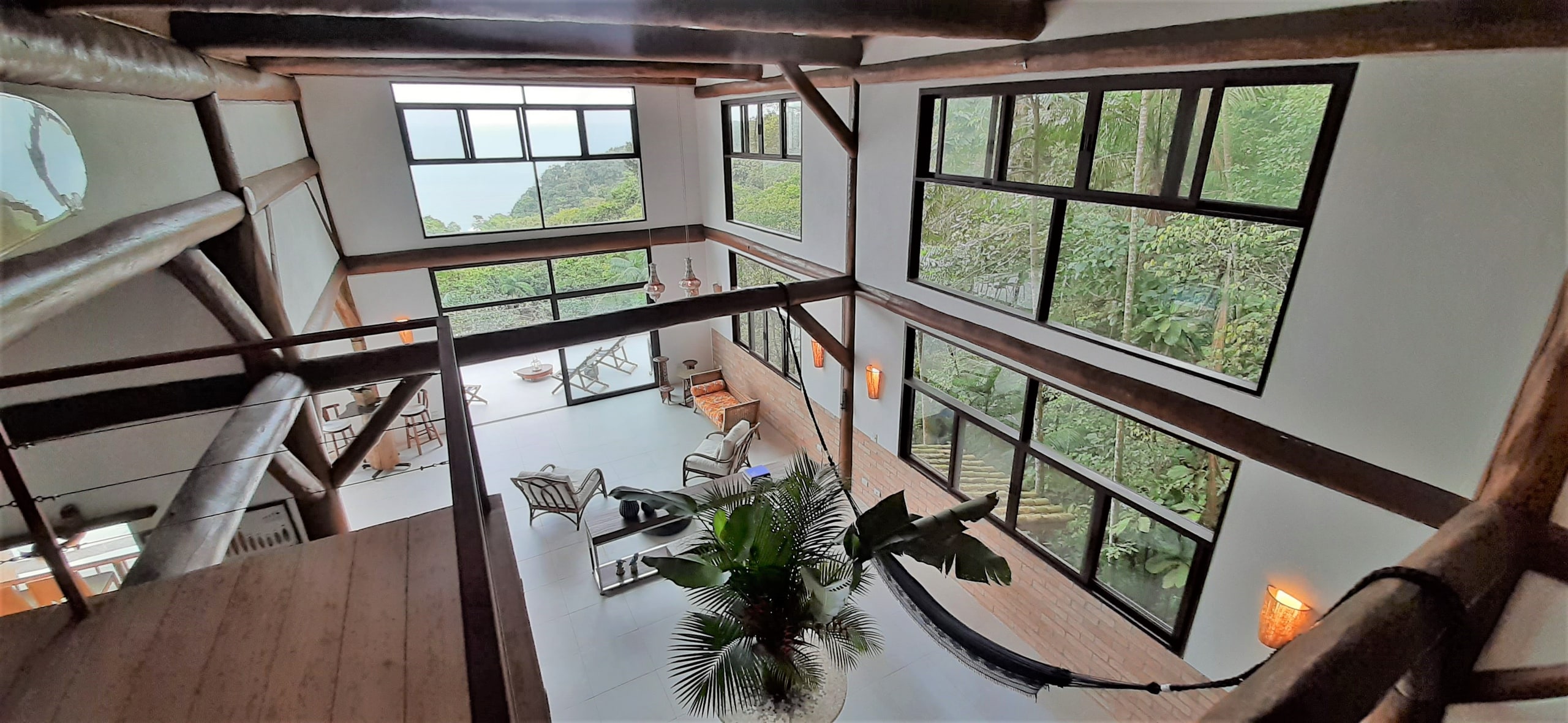 Casa Vista Mar no Condominio Tijucopava Guaruja