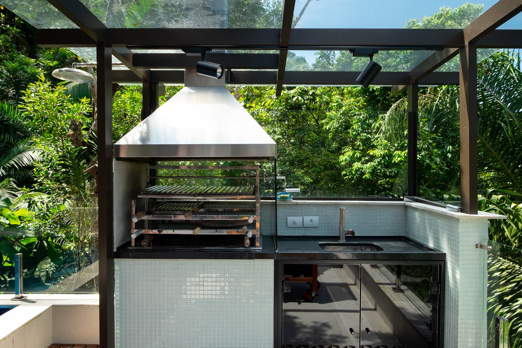 Casa no Condomínio Tijucopava Guarujá — Villa 231