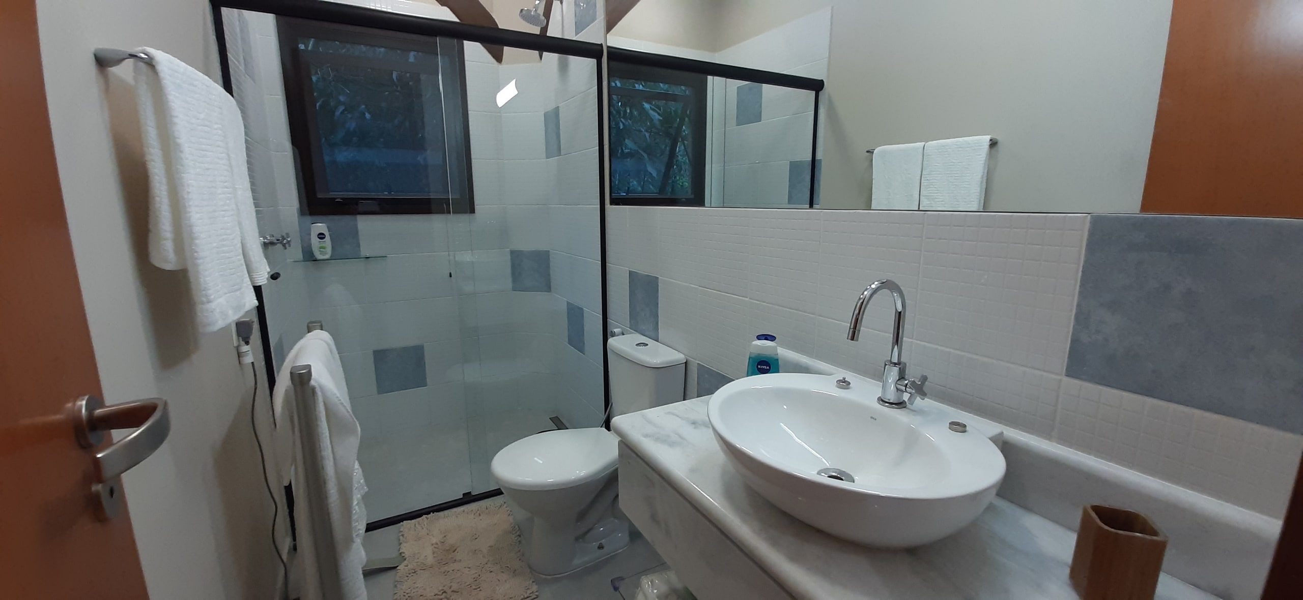 Casa Vista Mar no Condominio Tijucopava Guaruja