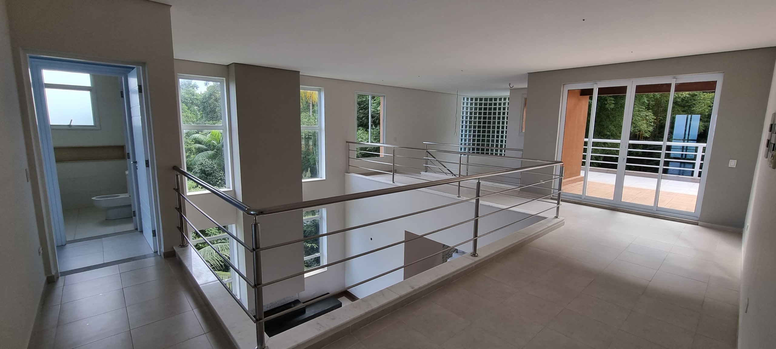 Casa com Vista para o Mar no Condomínio Taguaiba