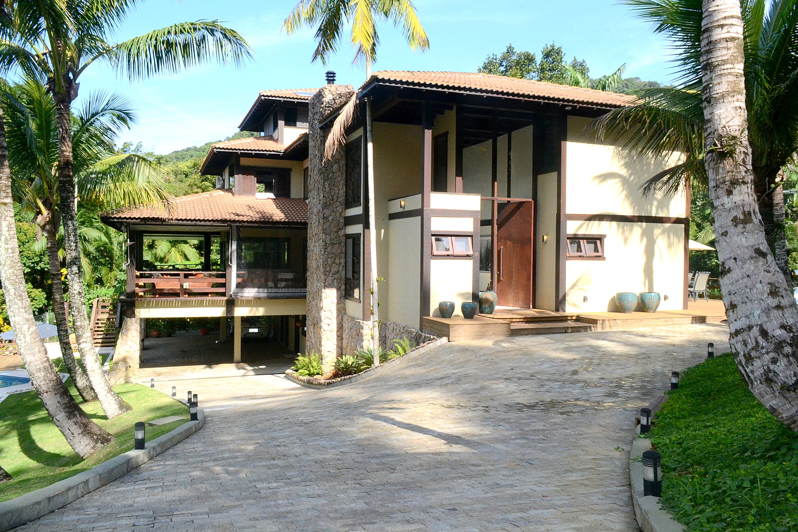 Casa no Condomínio Tijucopava Guarujá — Villa 230