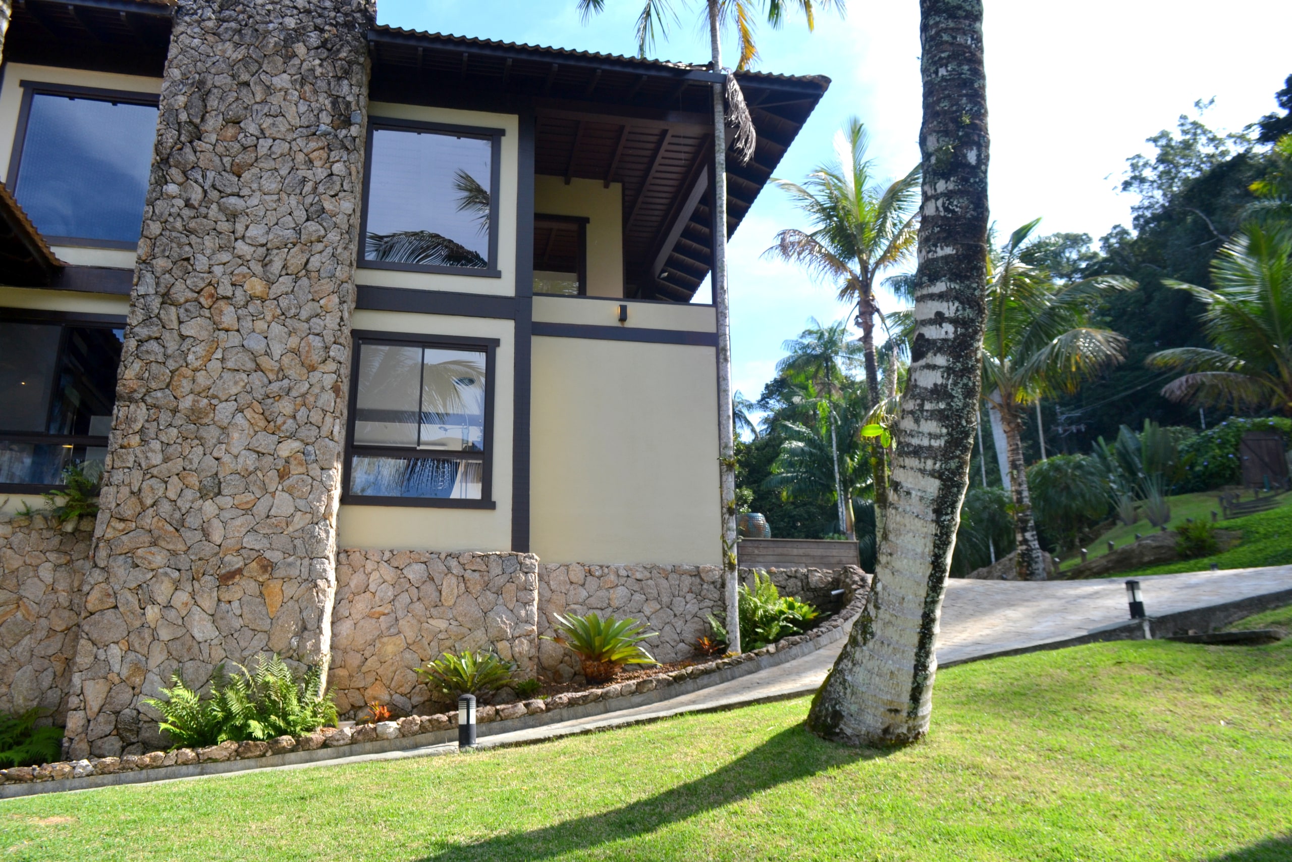 Casa no Condomínio Tijucopava Guarujá — Villa 230