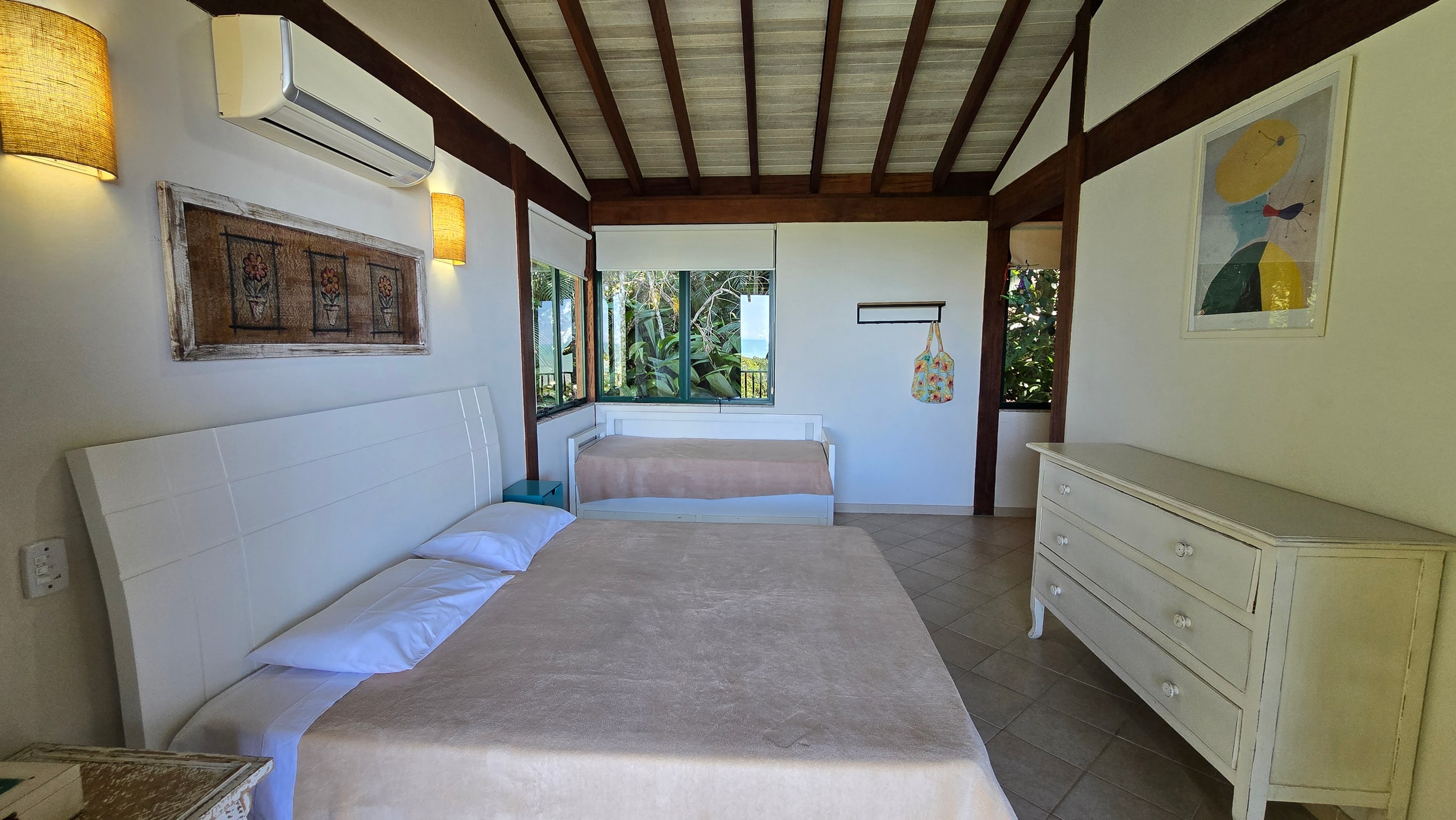 Casa Vista Mar no Condominio Taguaiba Venda e Locação Guaruja