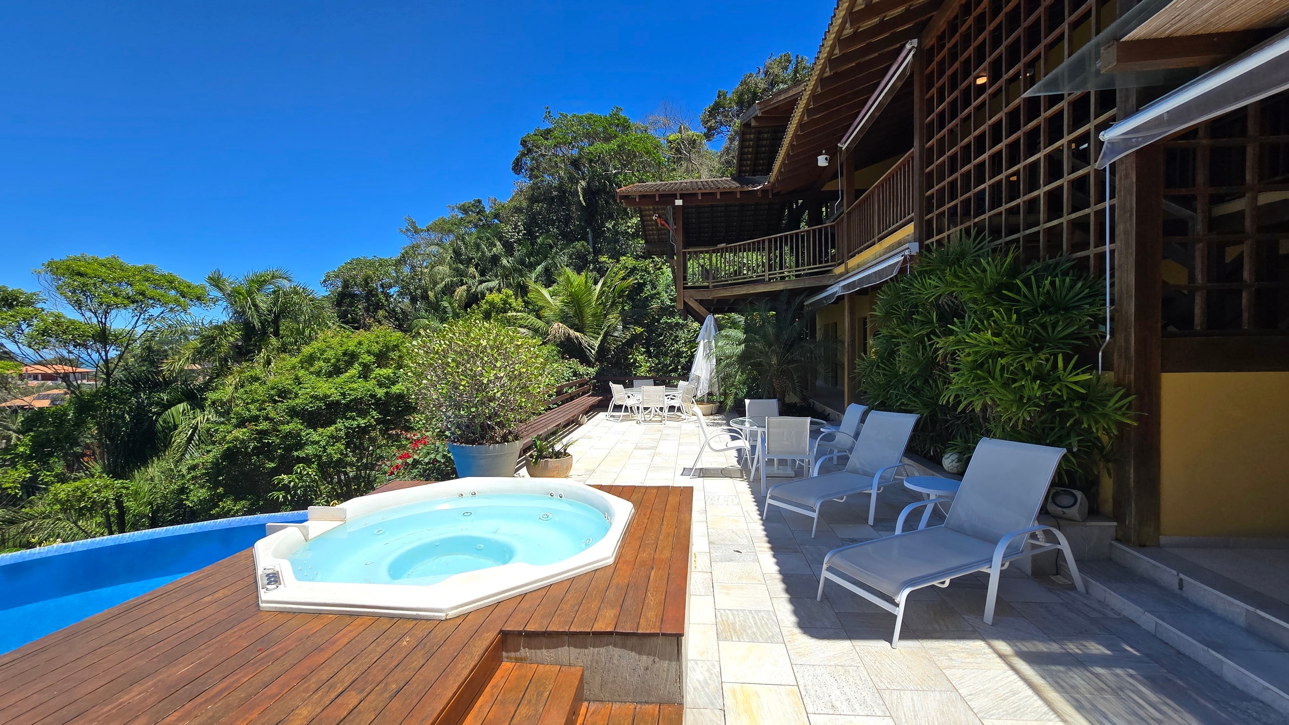 Casa Vista Mar no Condominio Taguaiba Venda e Locação Guaruja