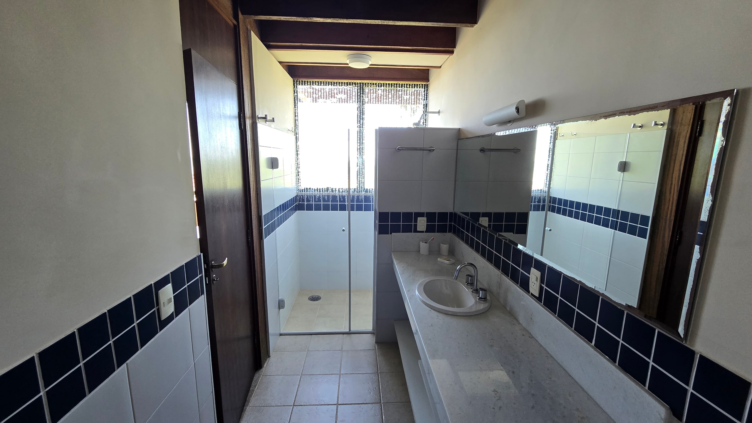 Casa Vista Mar no Condominio Taguaiba Venda e Locação Guaruja