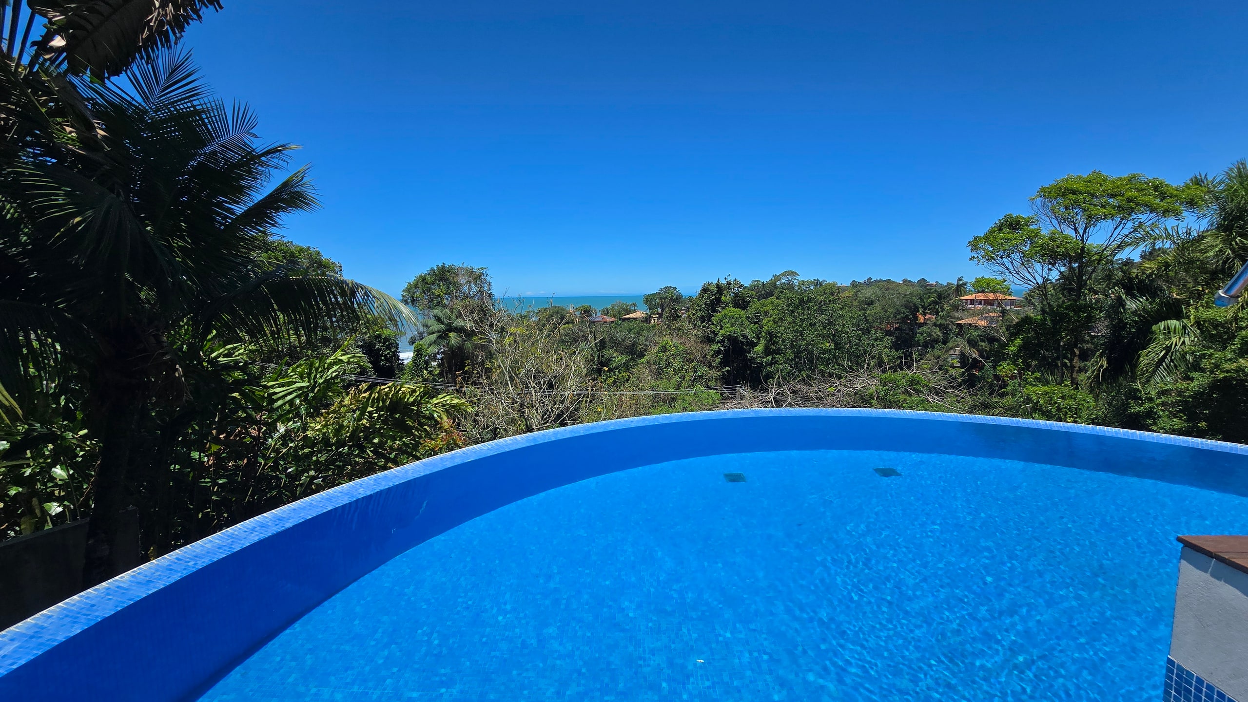 Casa Vista Mar no Condominio Taguaiba Venda e Locação Guaruja