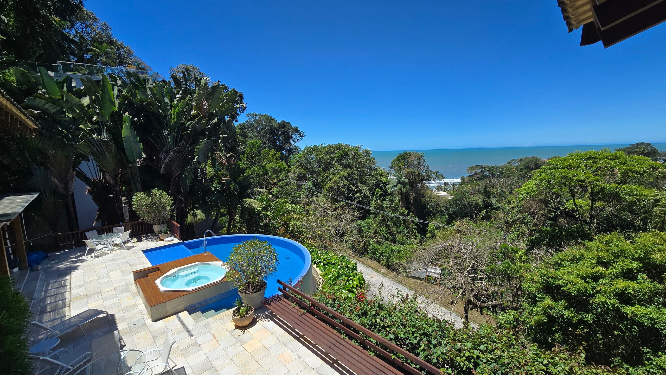 Casa Vista Mar no Condominio Taguaiba Venda e Locação Guaruja
