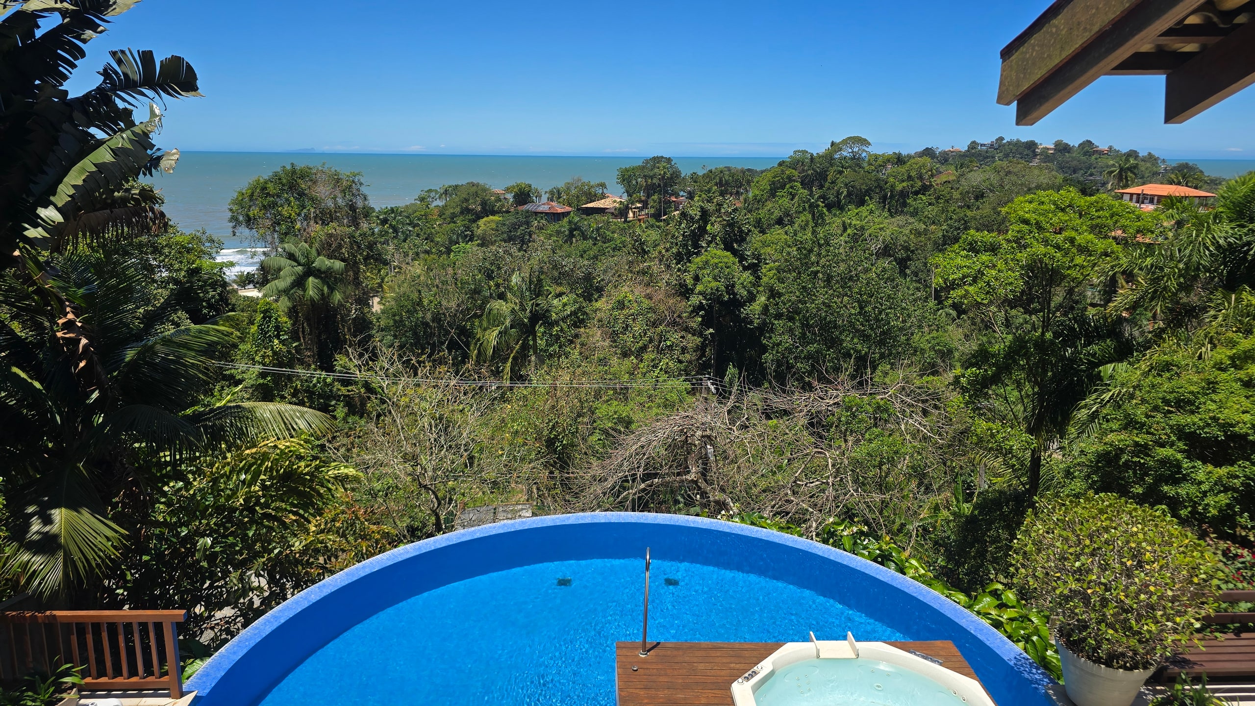 Casa Vista Mar no Condominio Taguaiba Venda e Locação Guaruja