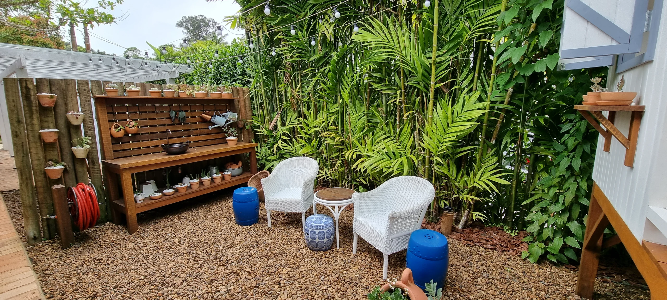 Locação temporada no Condomínio Iporanga no Guarujá