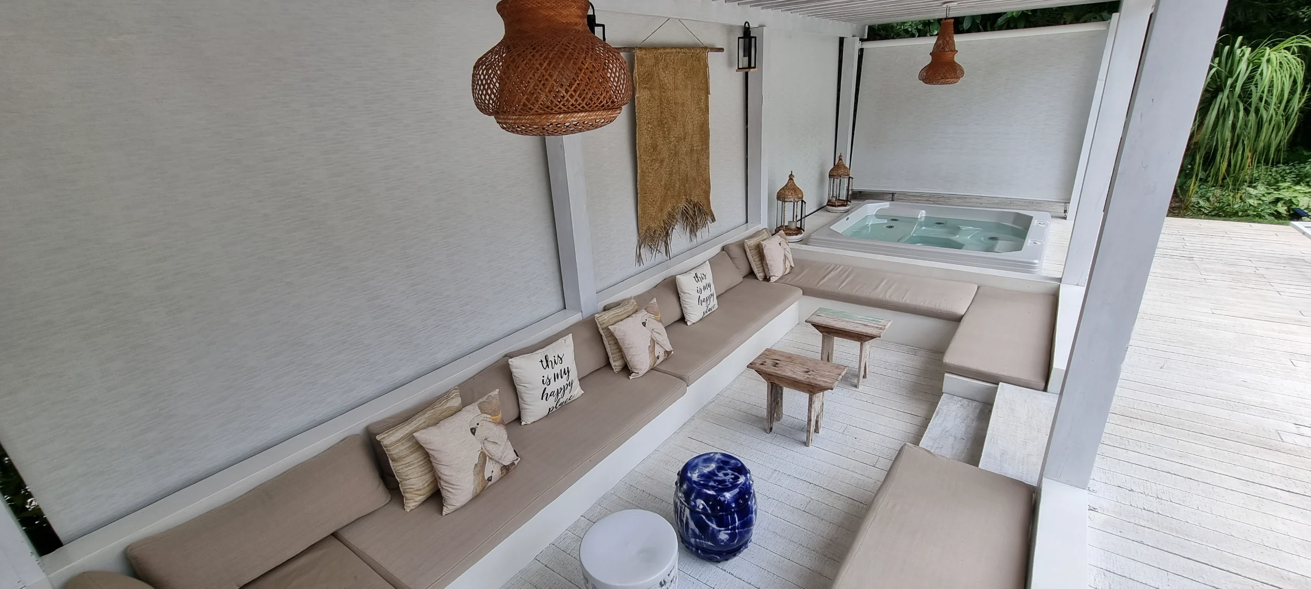 Locação temporada no Condomínio Iporanga no Guarujá