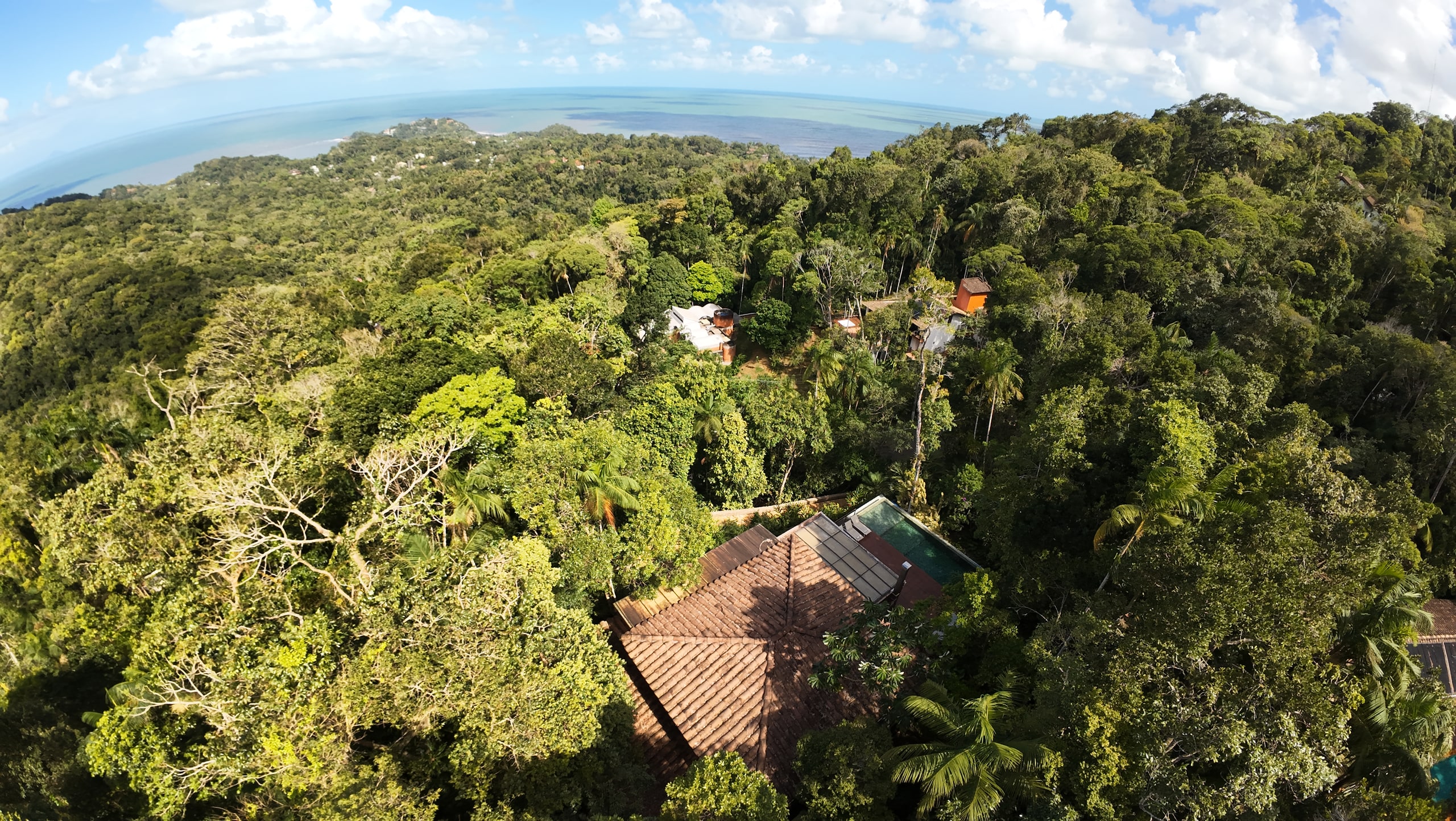 Casa no Condomínio São Pedro Guarujá — Villa 140