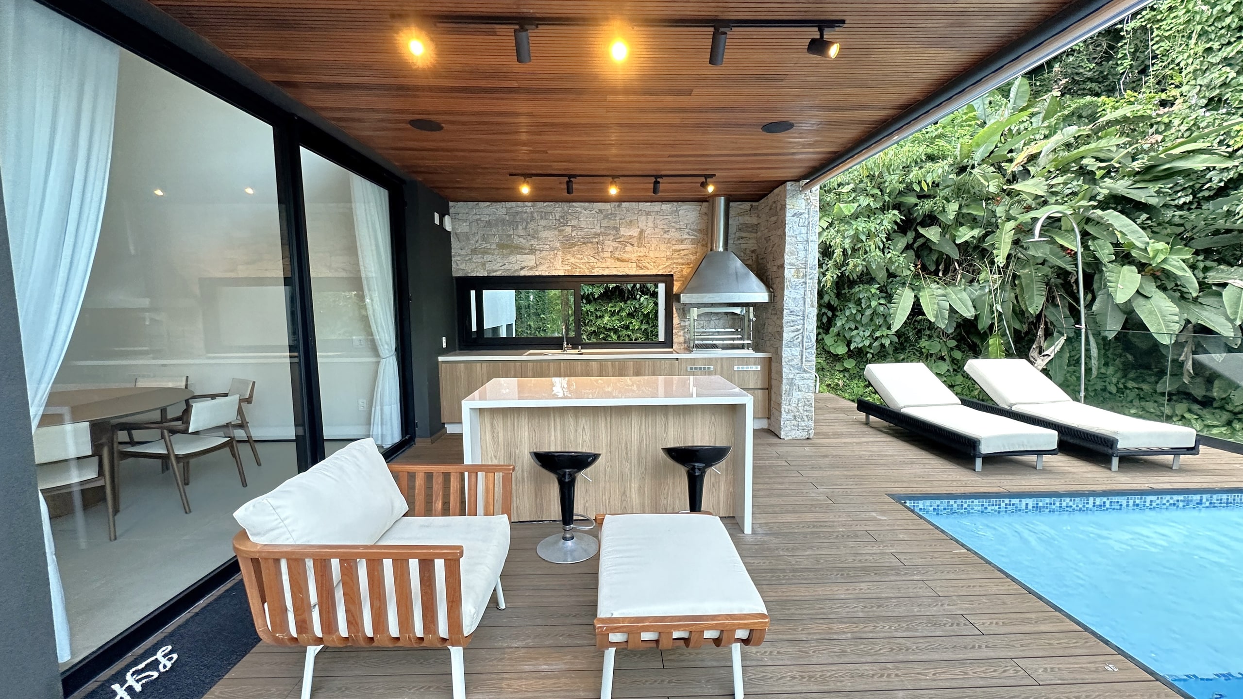 Casa no Condomínio São Pedro Guarujá — Villa 149