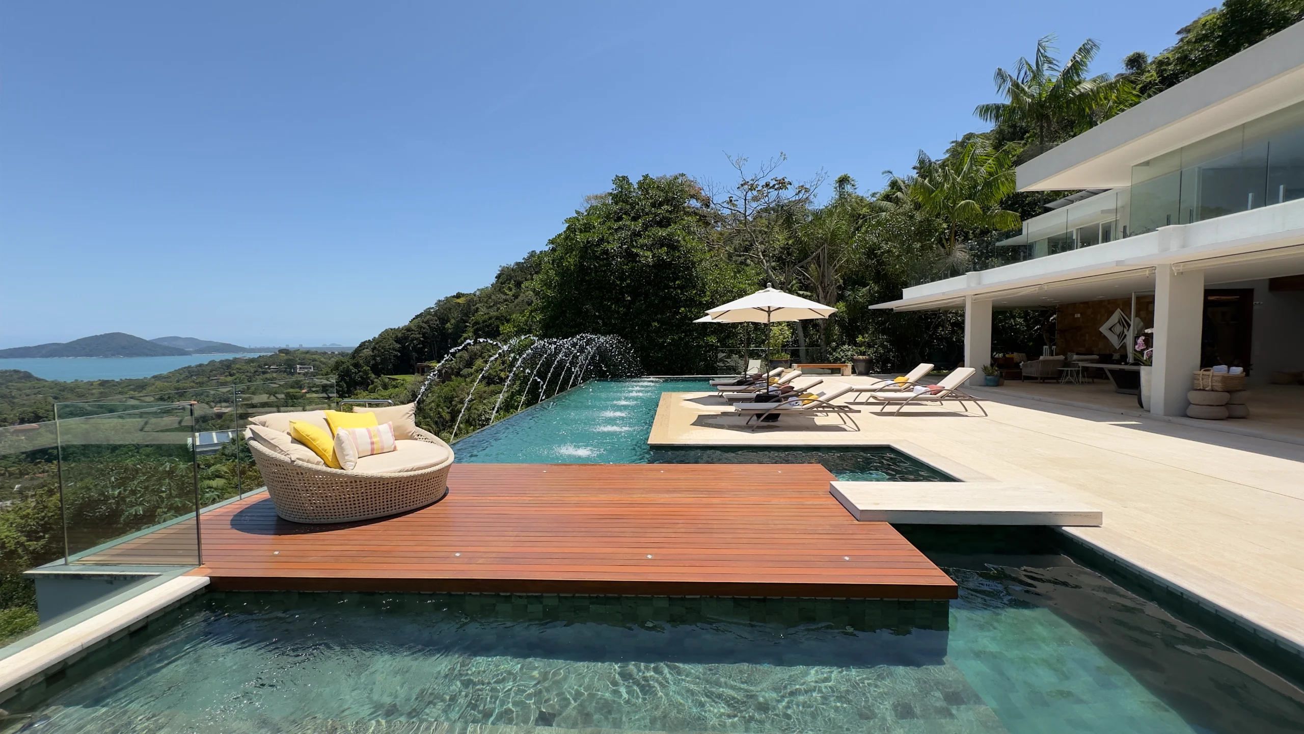 Casa com Vista para o mar Aluguel no Condominio Taguaiba Guaruja