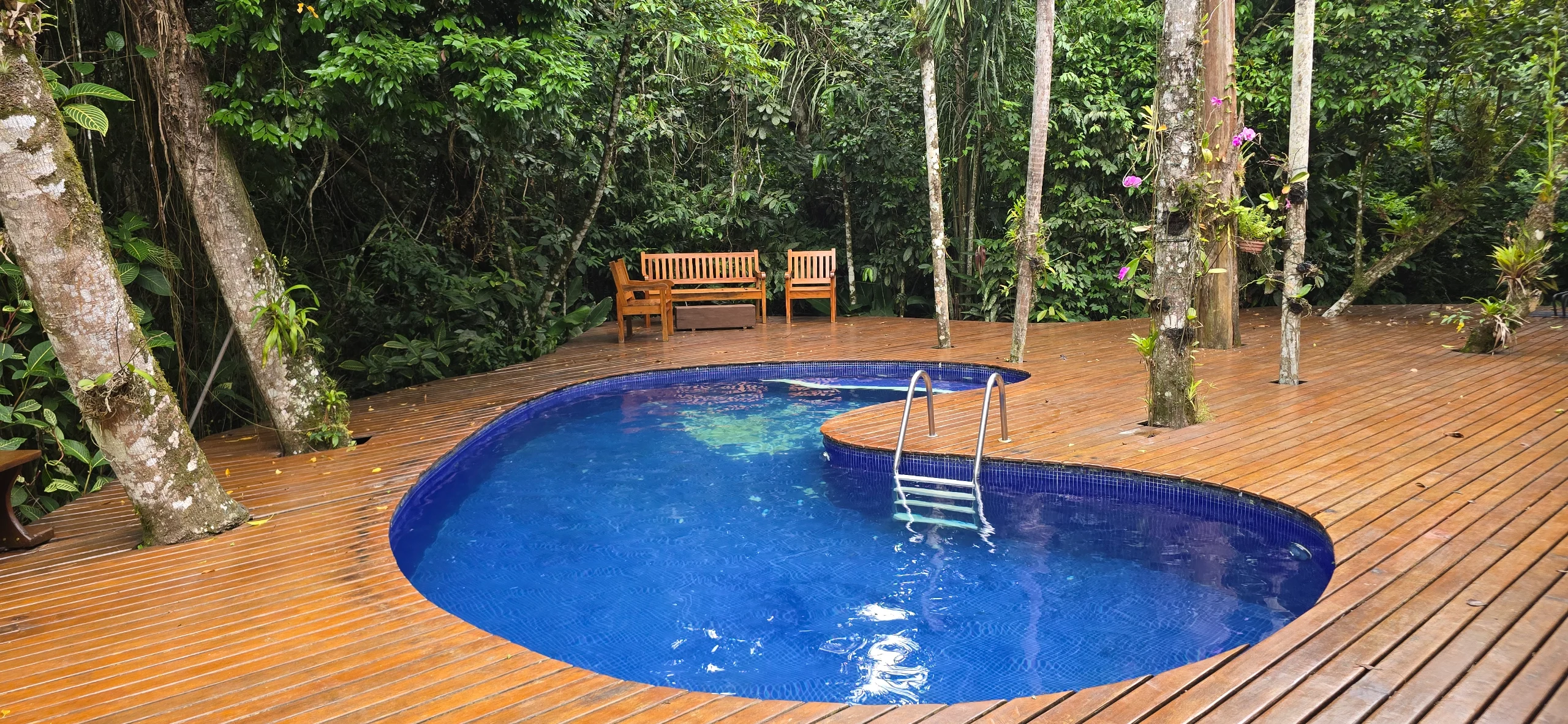 Aluguel de imóveis no Condominio Iporanga em Guarujá