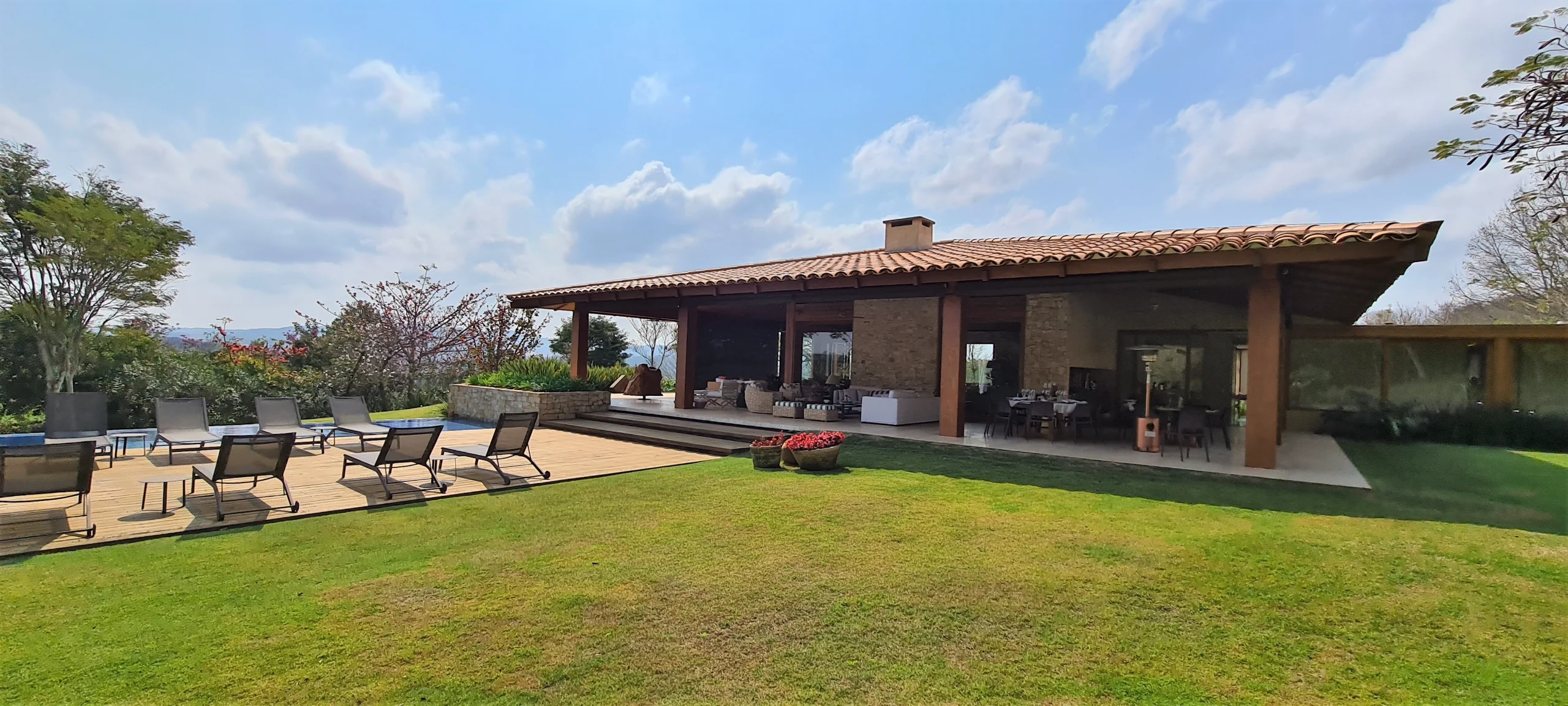 Imóveis Na Quinta da Baroneza - Casa Venda - Projeto de Gilda Meirelles na Quinta da Baroneza