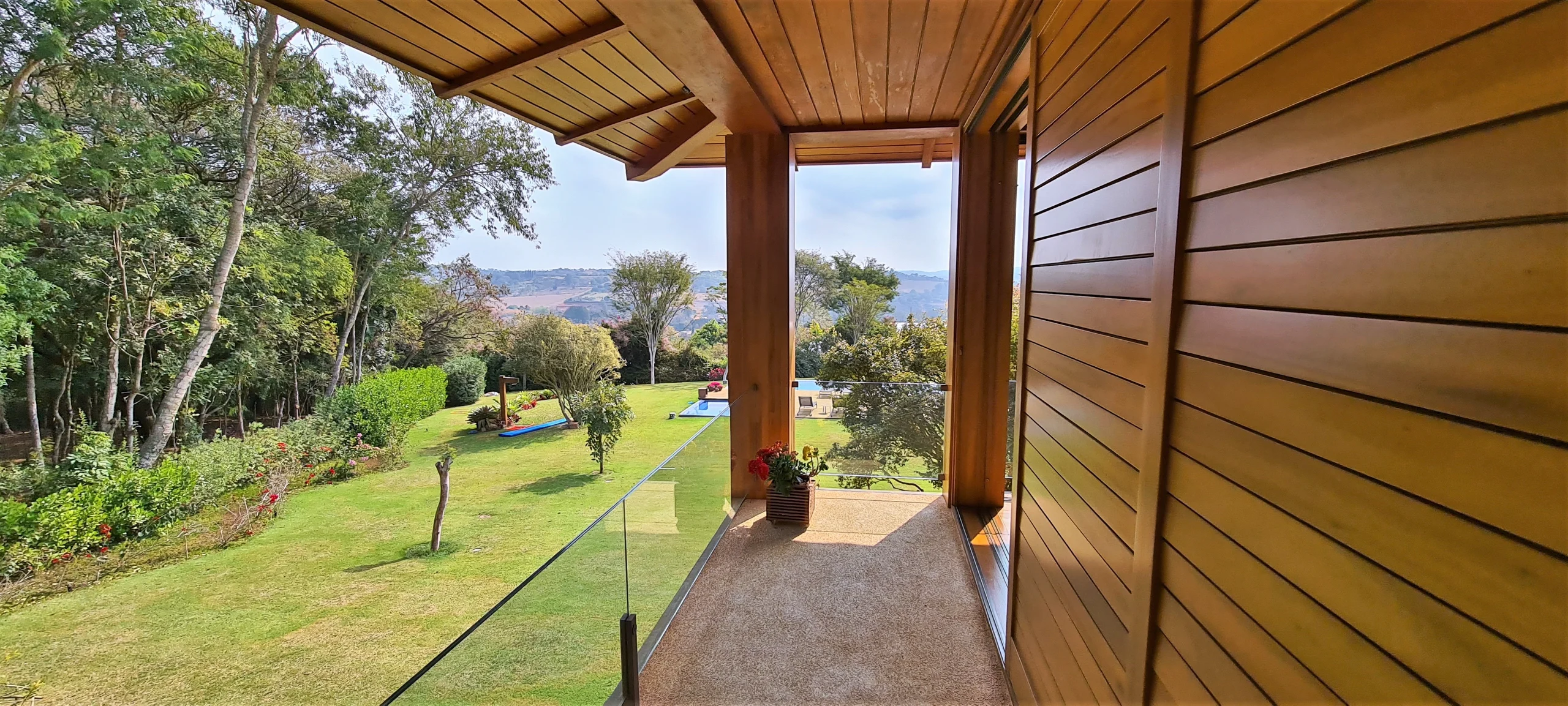 Imóveis Na Quinta da Baroneza - Casa Venda - Projeto de Gilda Meirelles na Quinta da Baroneza