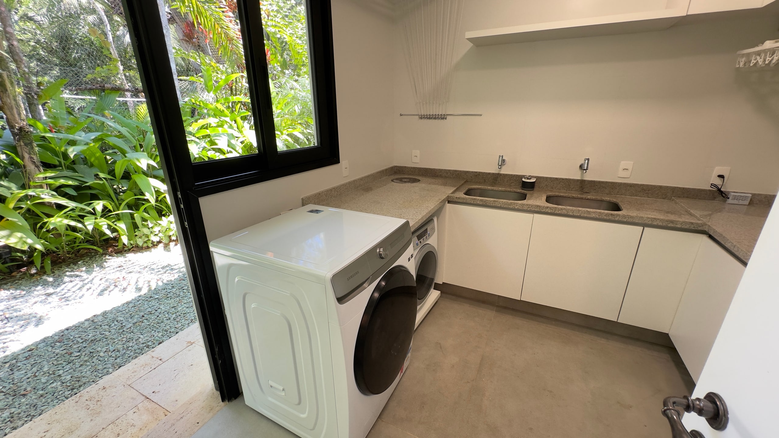 Casa no Condomínio Iporanga a Venda