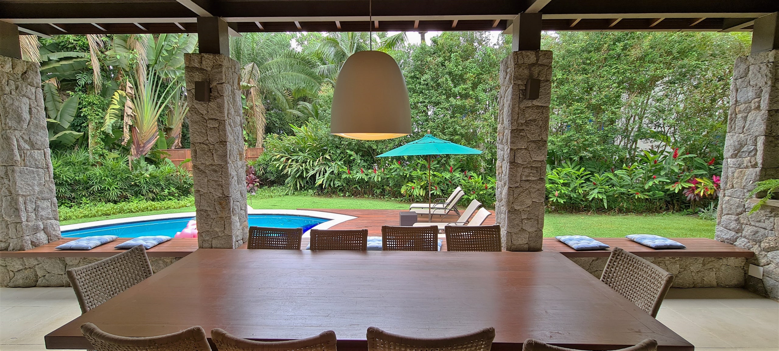 Casa com Vista Mar a Venda Condominio Iporanga