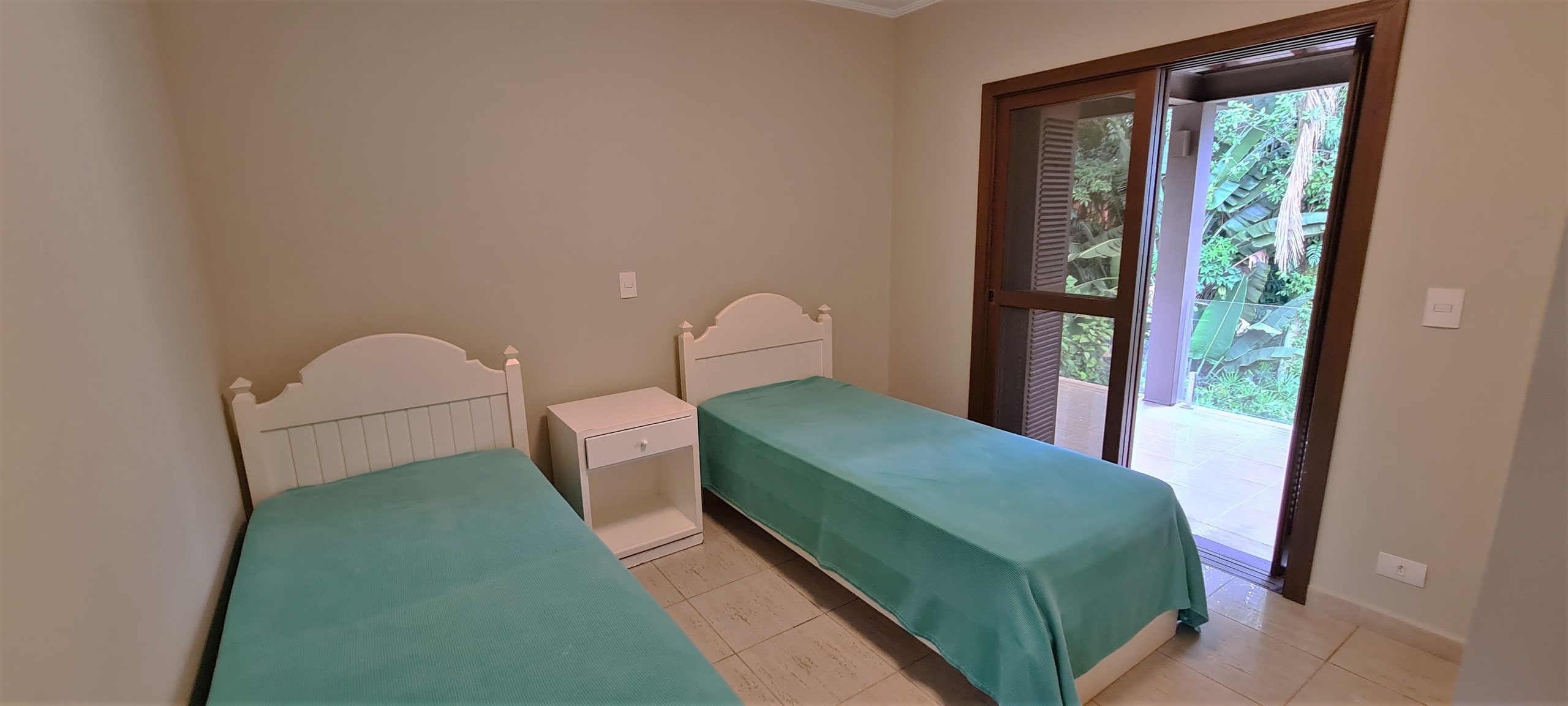 Casa com Vista Mar a Venda Condominio Iporanga