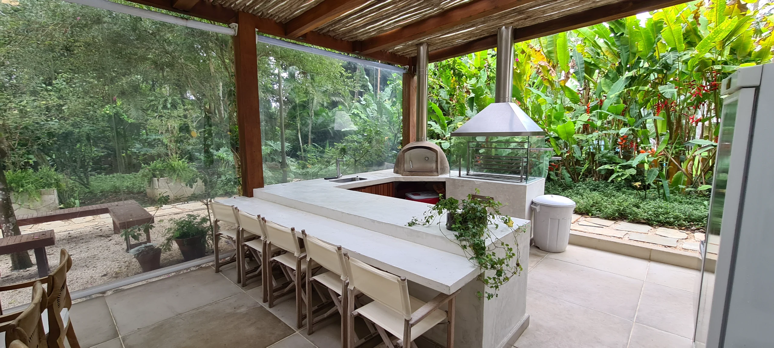 Casa Frente Mar na Praia de Iporanga - Guarujá