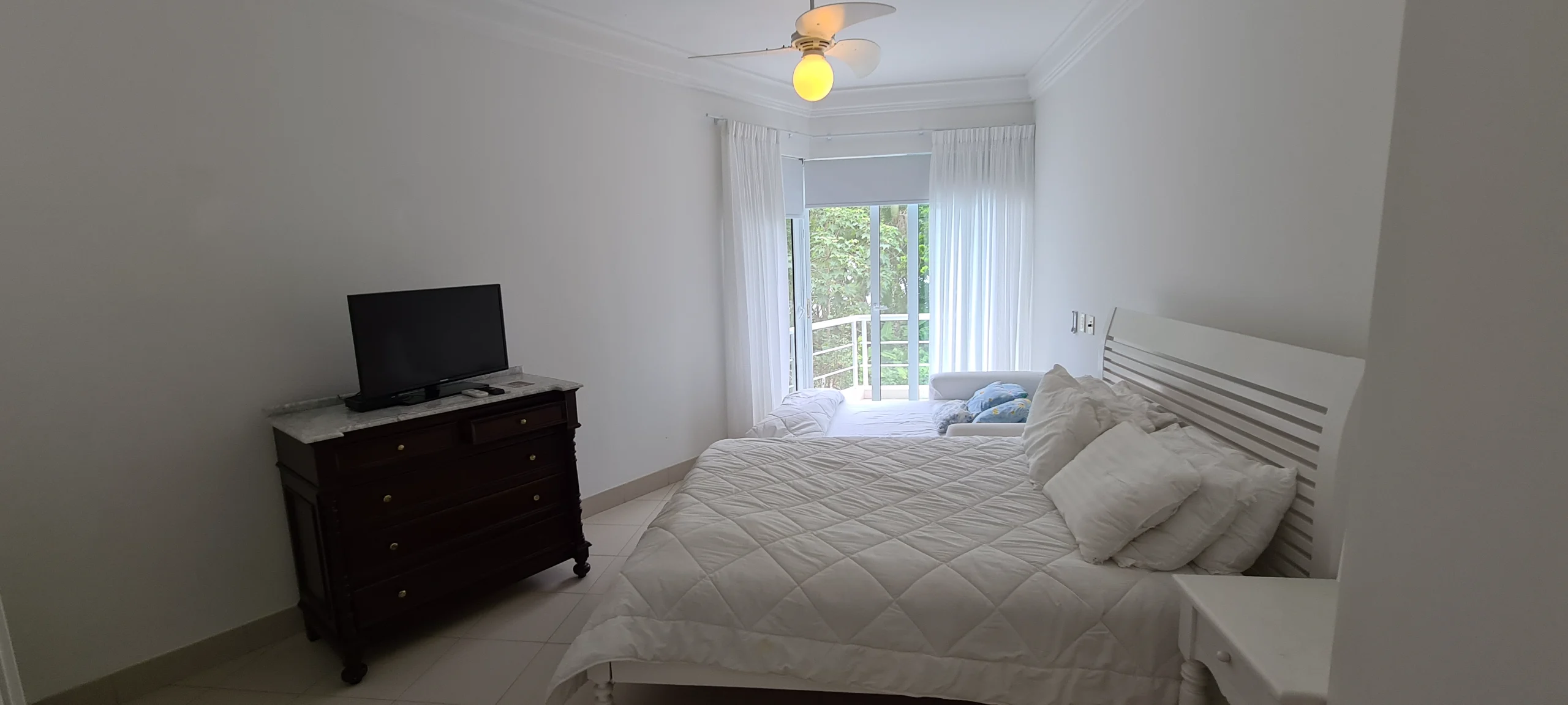 Casa Frente Mar na Praia de Iporanga - Guarujá