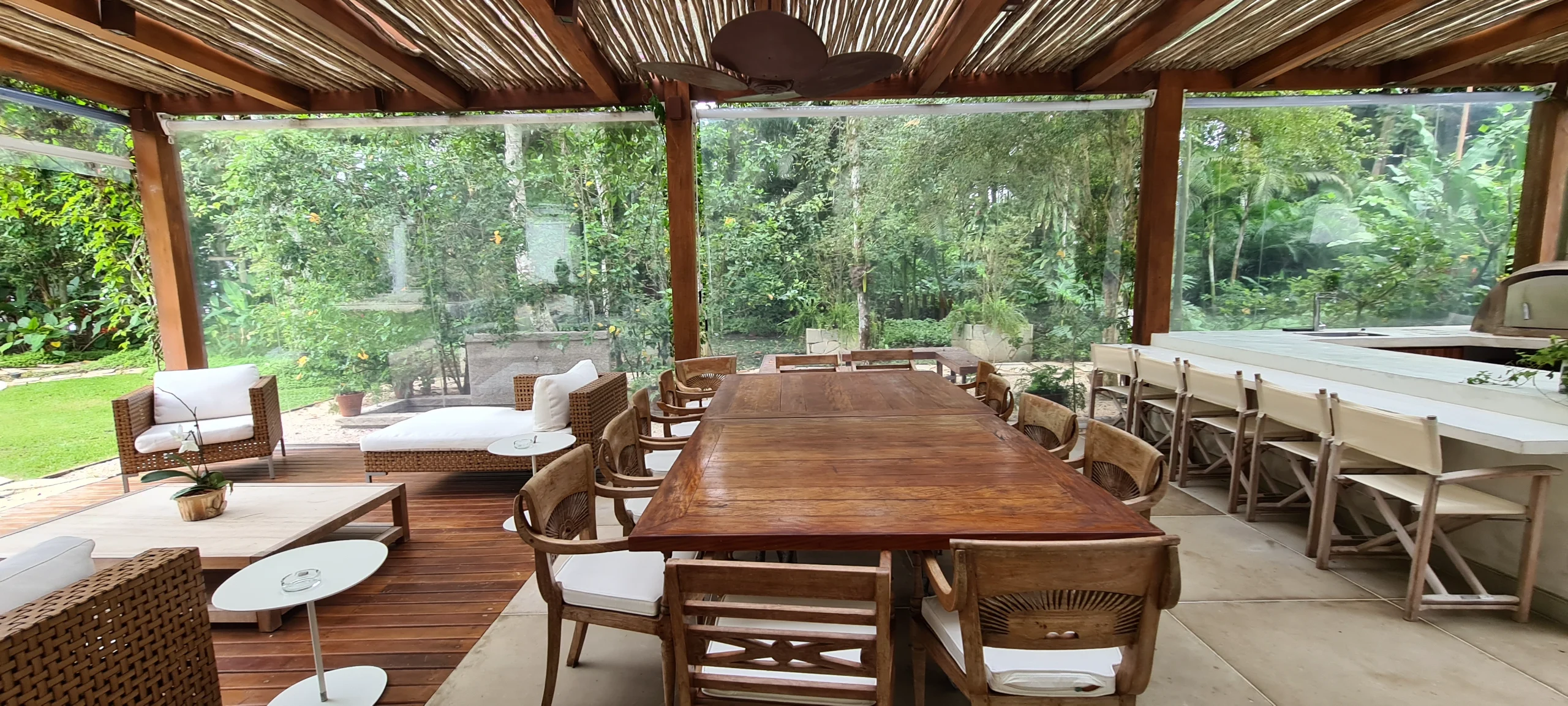 Casa Frente Mar na Praia de Iporanga - Guarujá