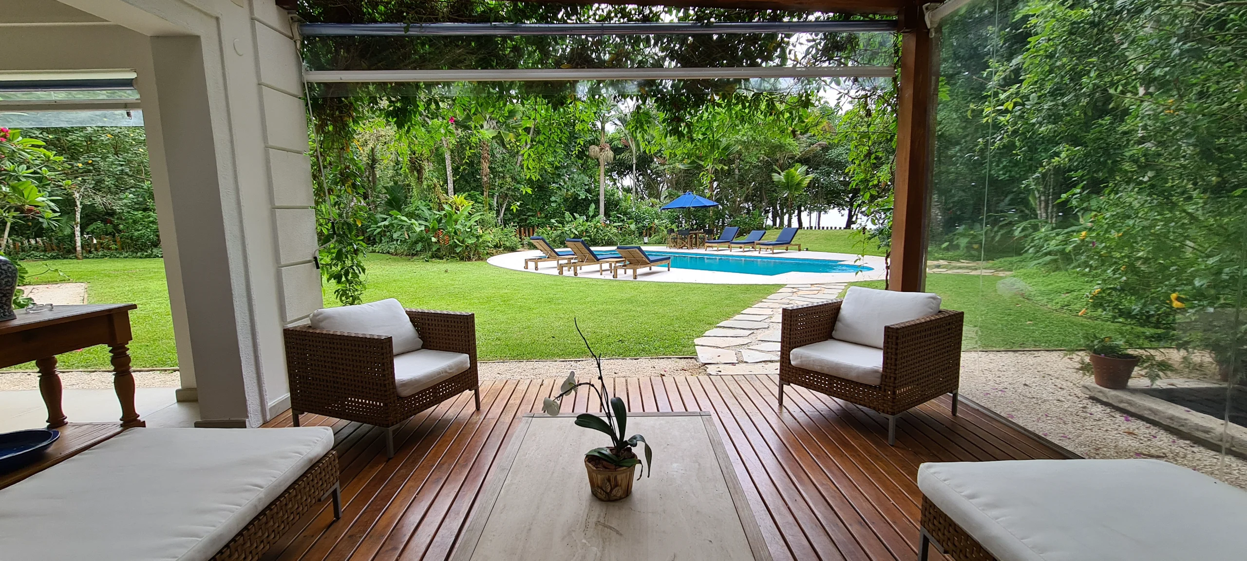 Casa Frente Mar na Praia de Iporanga - Guarujá