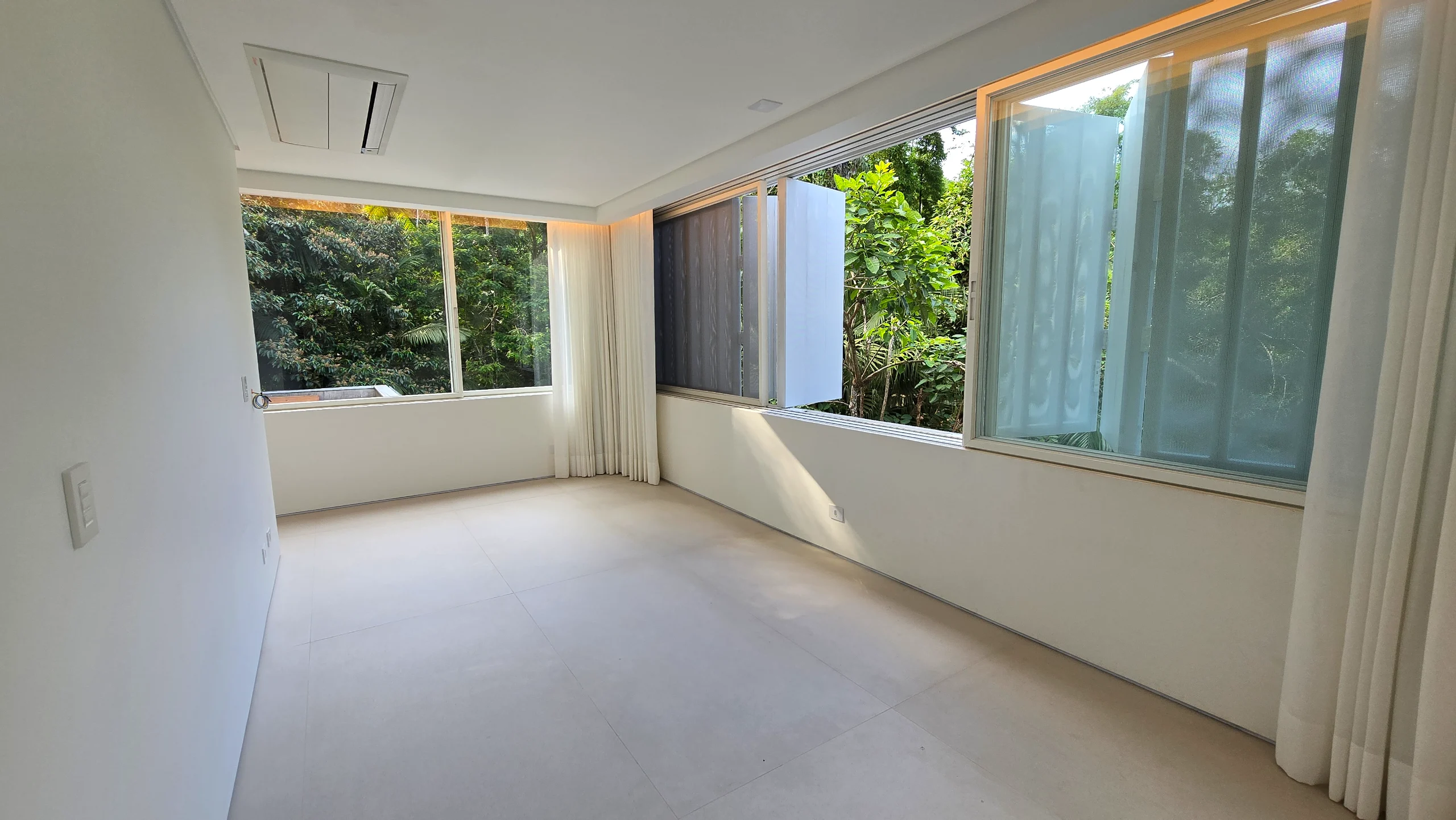 Casa Nova a Venda Condominio São Pedro Guarujá