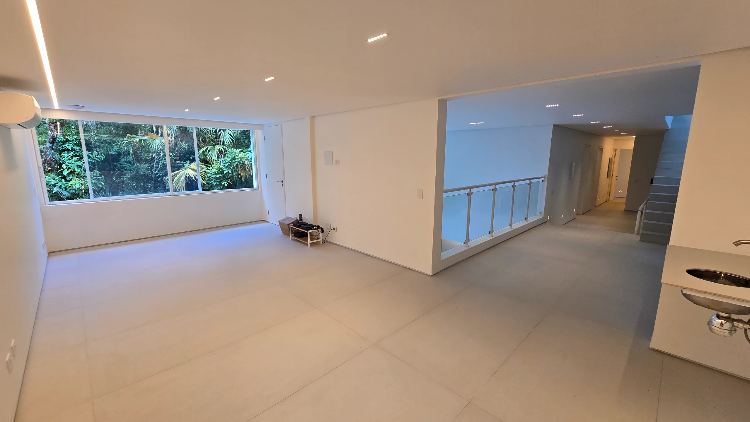 Casa Nova a Venda Condominio São Pedro Guarujá