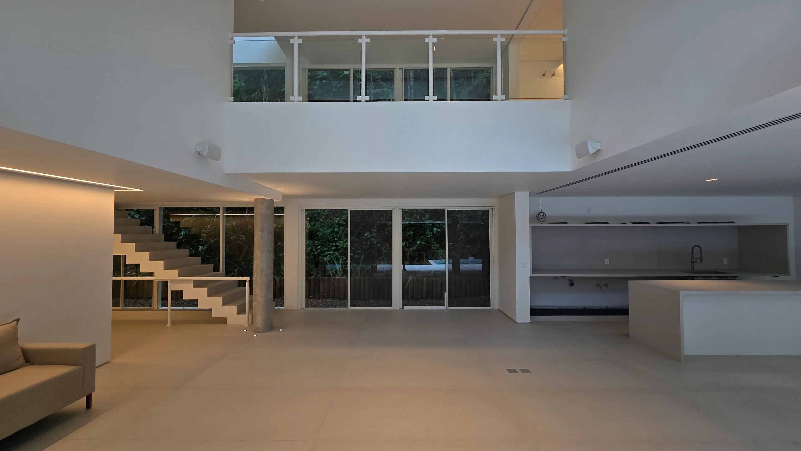 Casa Nova a Venda Condominio São Pedro Guarujá