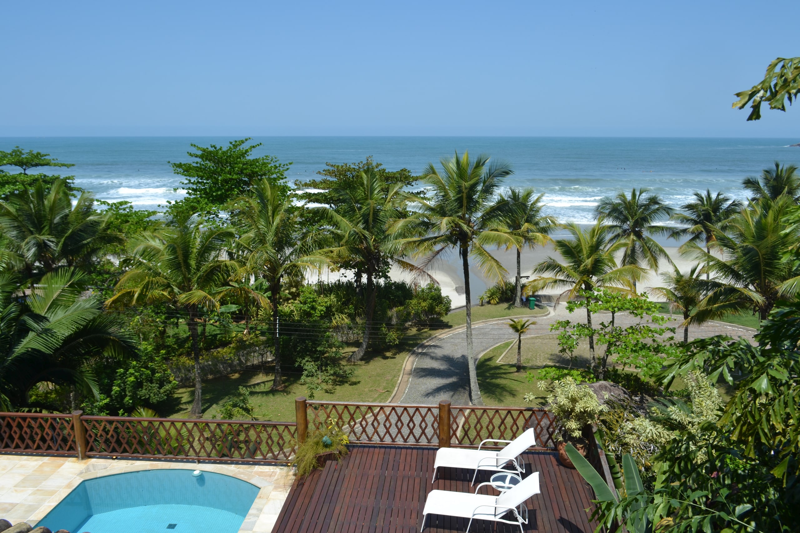 Casa frente para o Mar no Condominio Taguaiba Guaruja