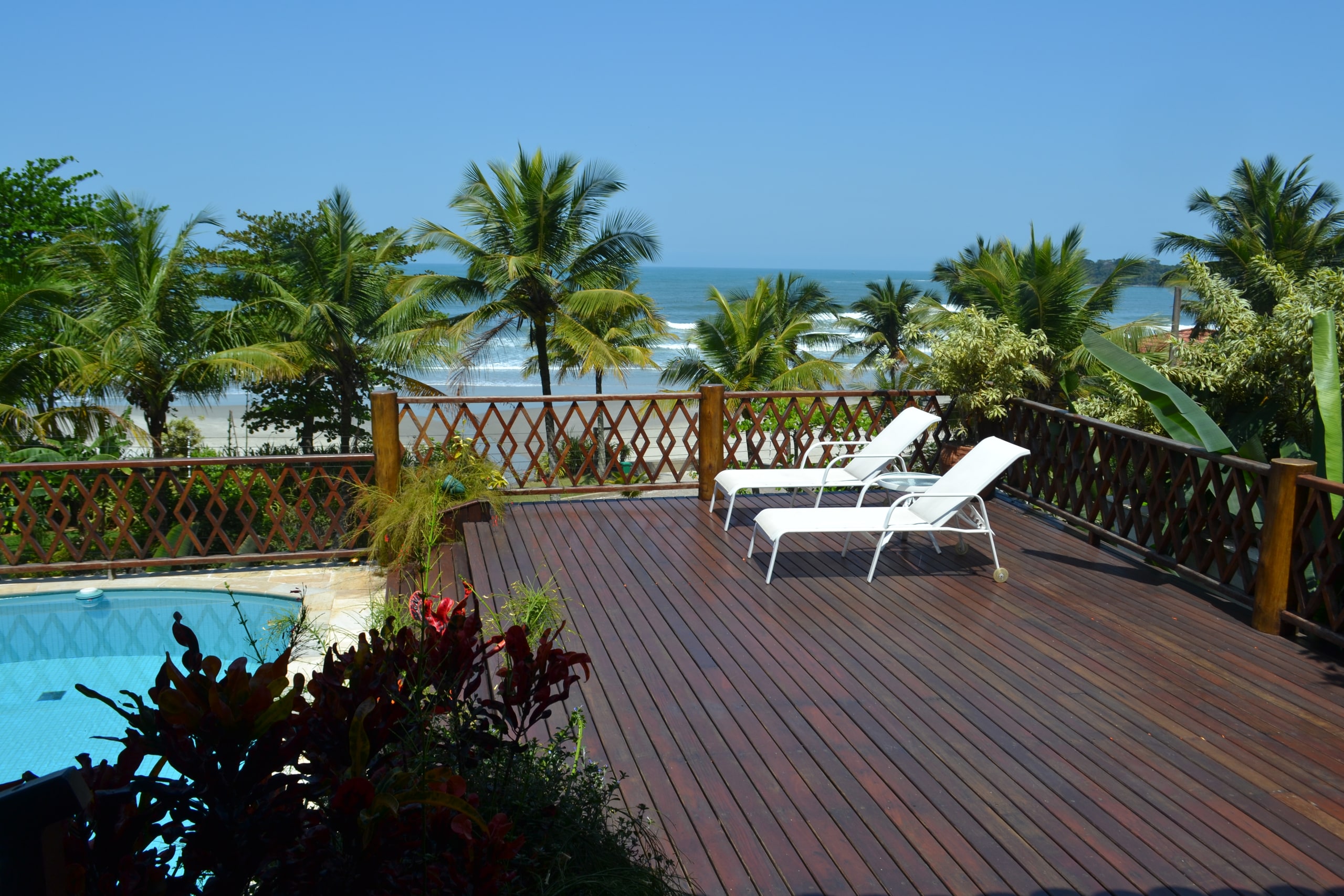 Casa frente para o Mar no Condominio Taguaiba Guaruja