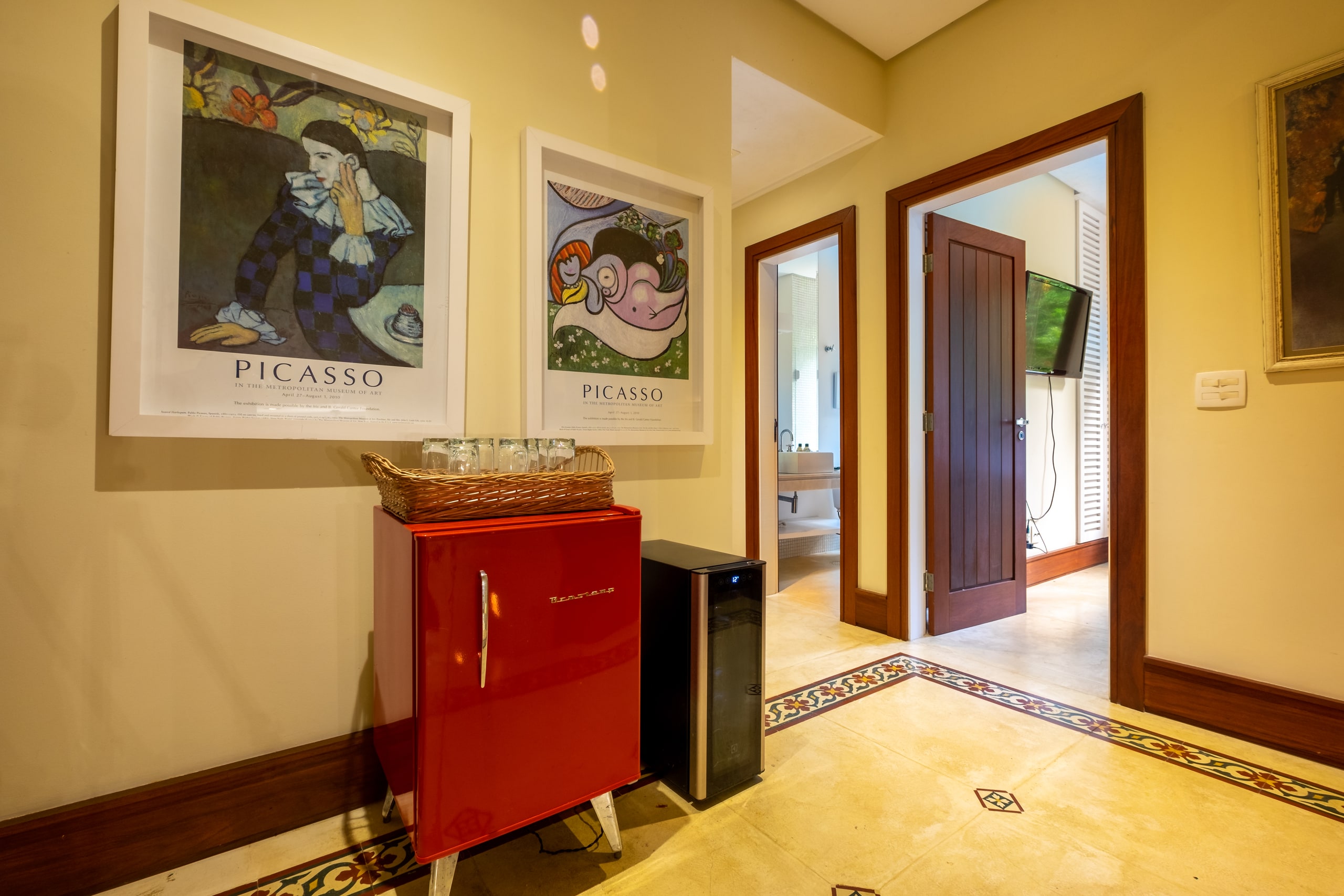 Casa a venda no Condominio Tijucopava Guaruja