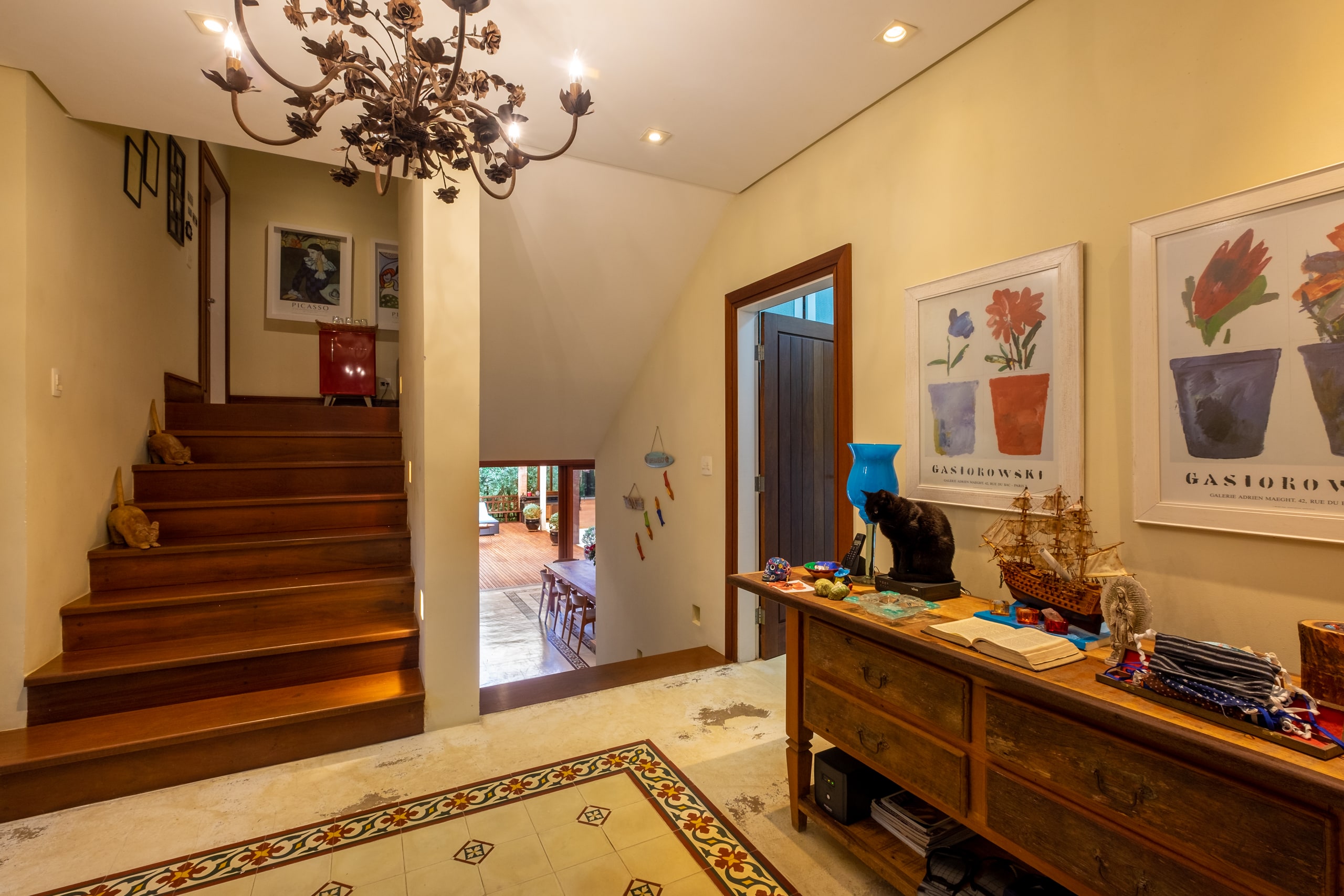 Casa a venda no Condominio Tijucopava Guaruja