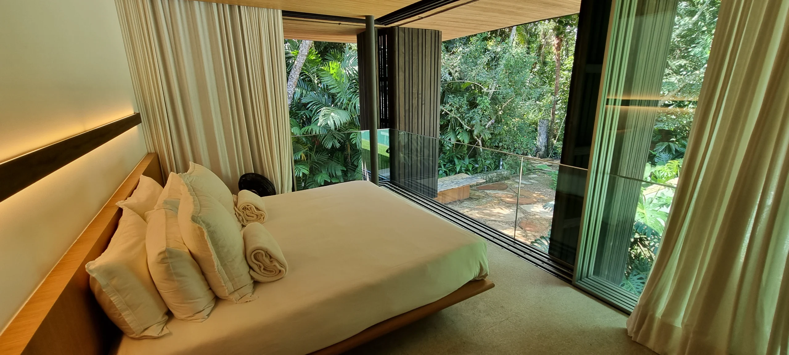 Casa Venda Jacobsen Arquitetura Condominio Iporanga no Guaruja