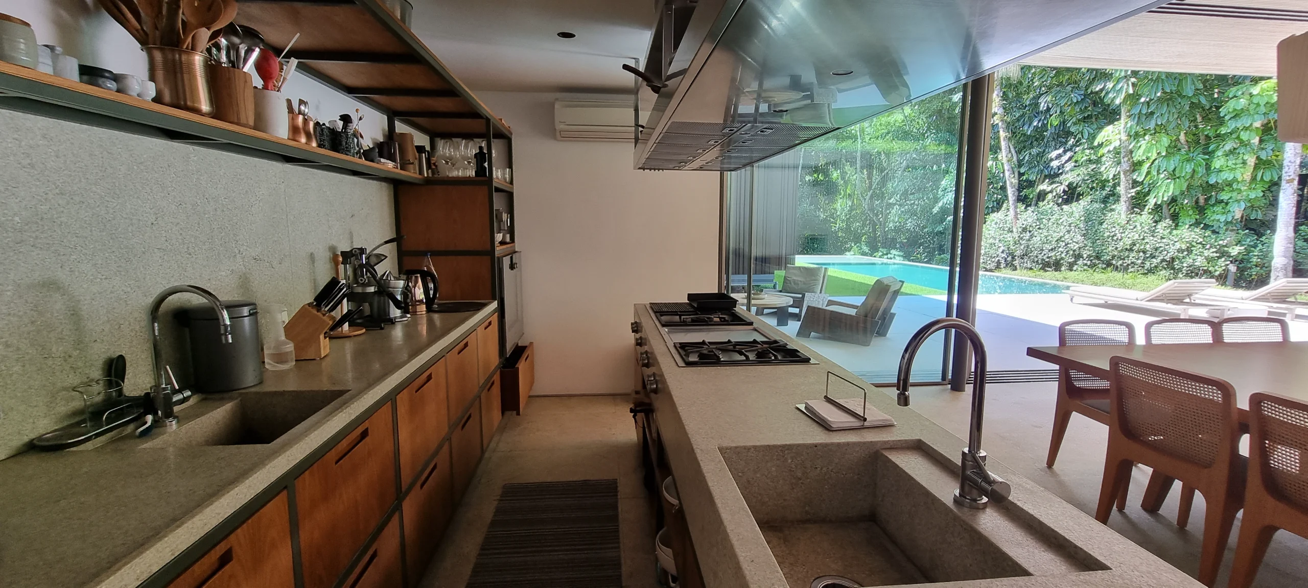 Casa Venda Jacobsen Arquitetura Condominio Iporanga no Guaruja
