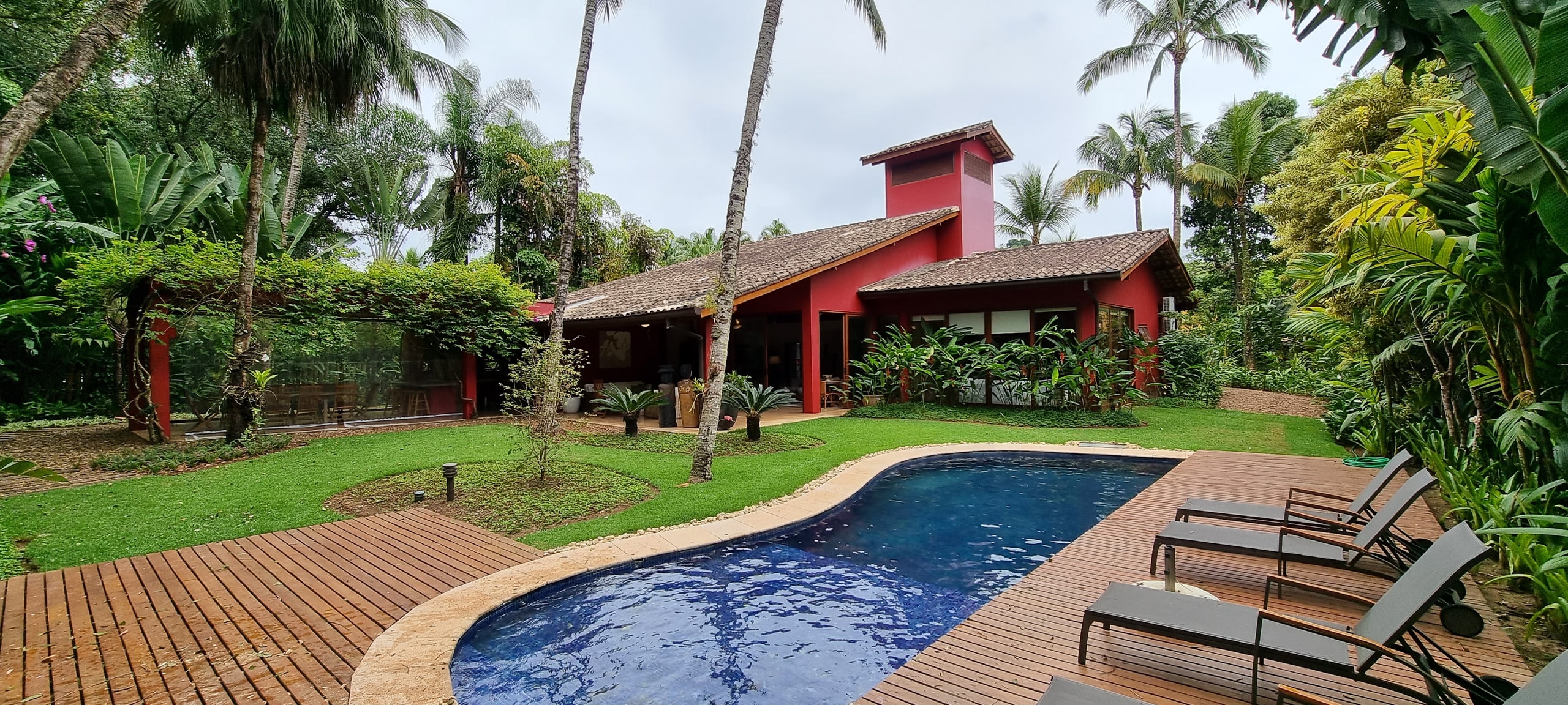 Casa no Condomínio Iporanga Guarujá — Villa 425