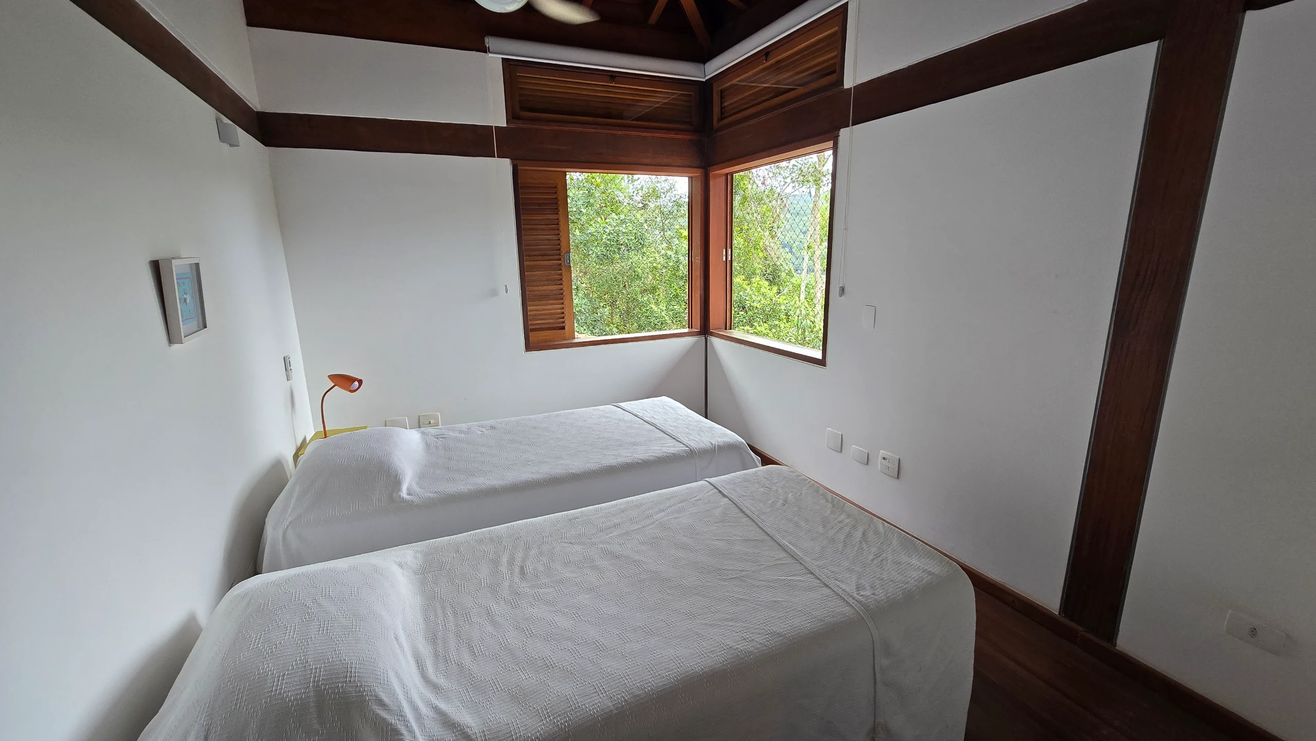 Casa Cercada Pela Mata a Venda no Condominio Iporanga Guaruja Vista Montanha Praia de Iporanga