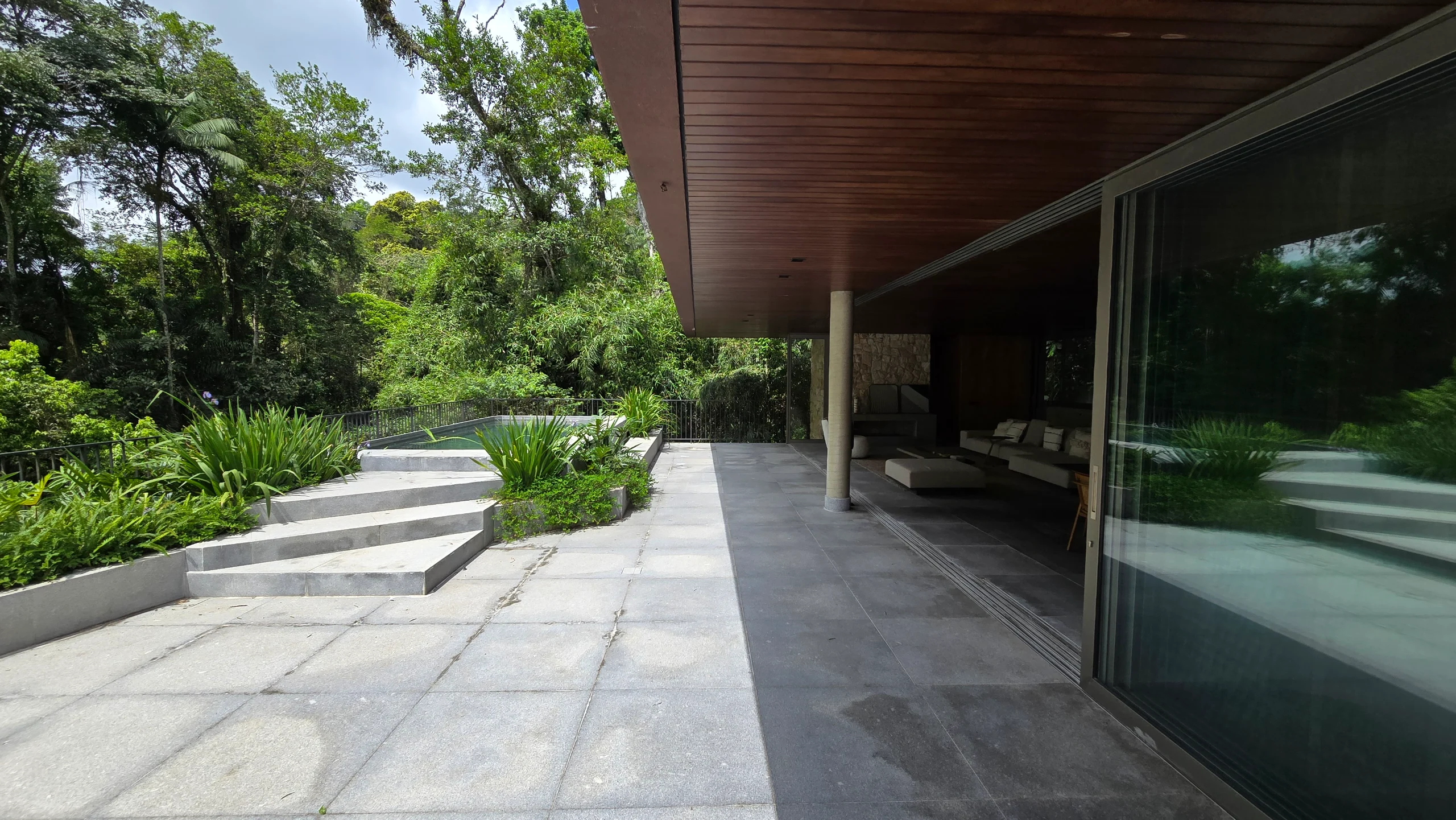 Imovel no Condominio Sitio Sao Pedro na Praia de Sao Pedro Guaruja