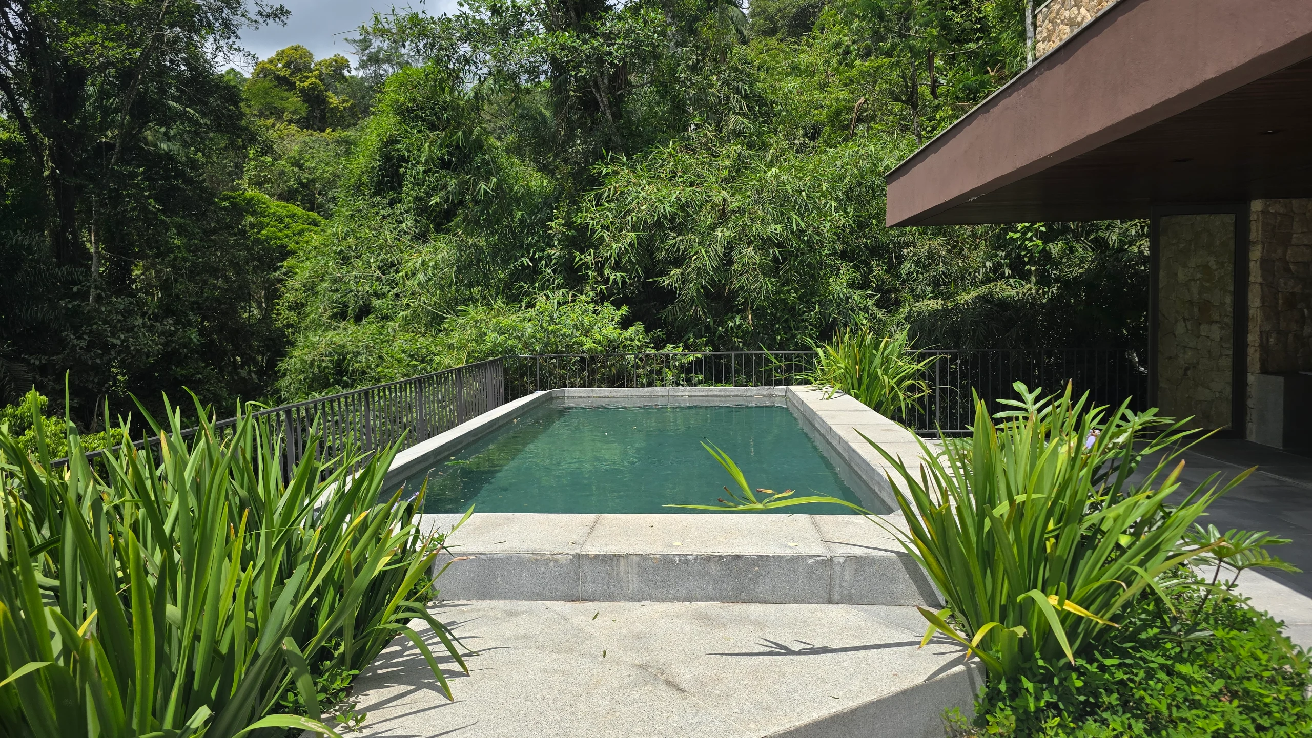 Imovel no Condominio Sitio Sao Pedro na Praia de Sao Pedro Guaruja