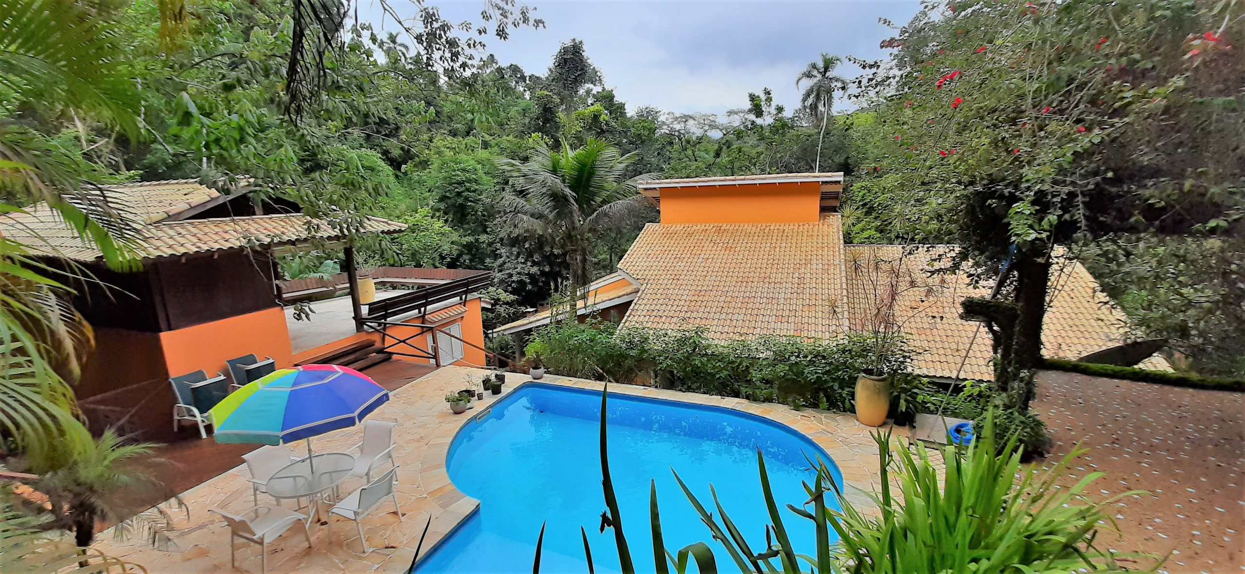 Casa na Praia de São Pedro Guaruja Venda Condominio São Pedro