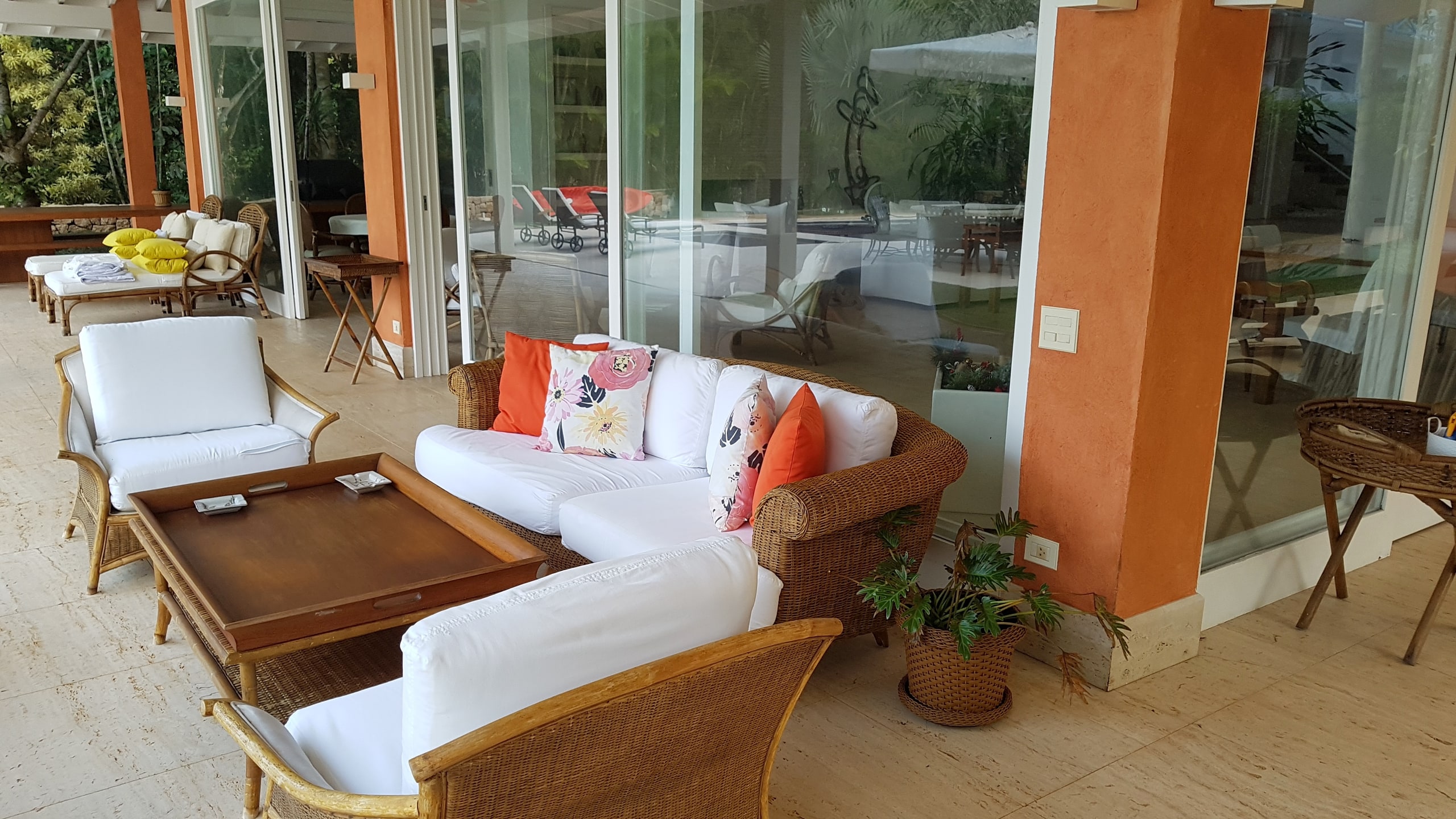 Casa Pé na Areia Condominio Iporanga Venda